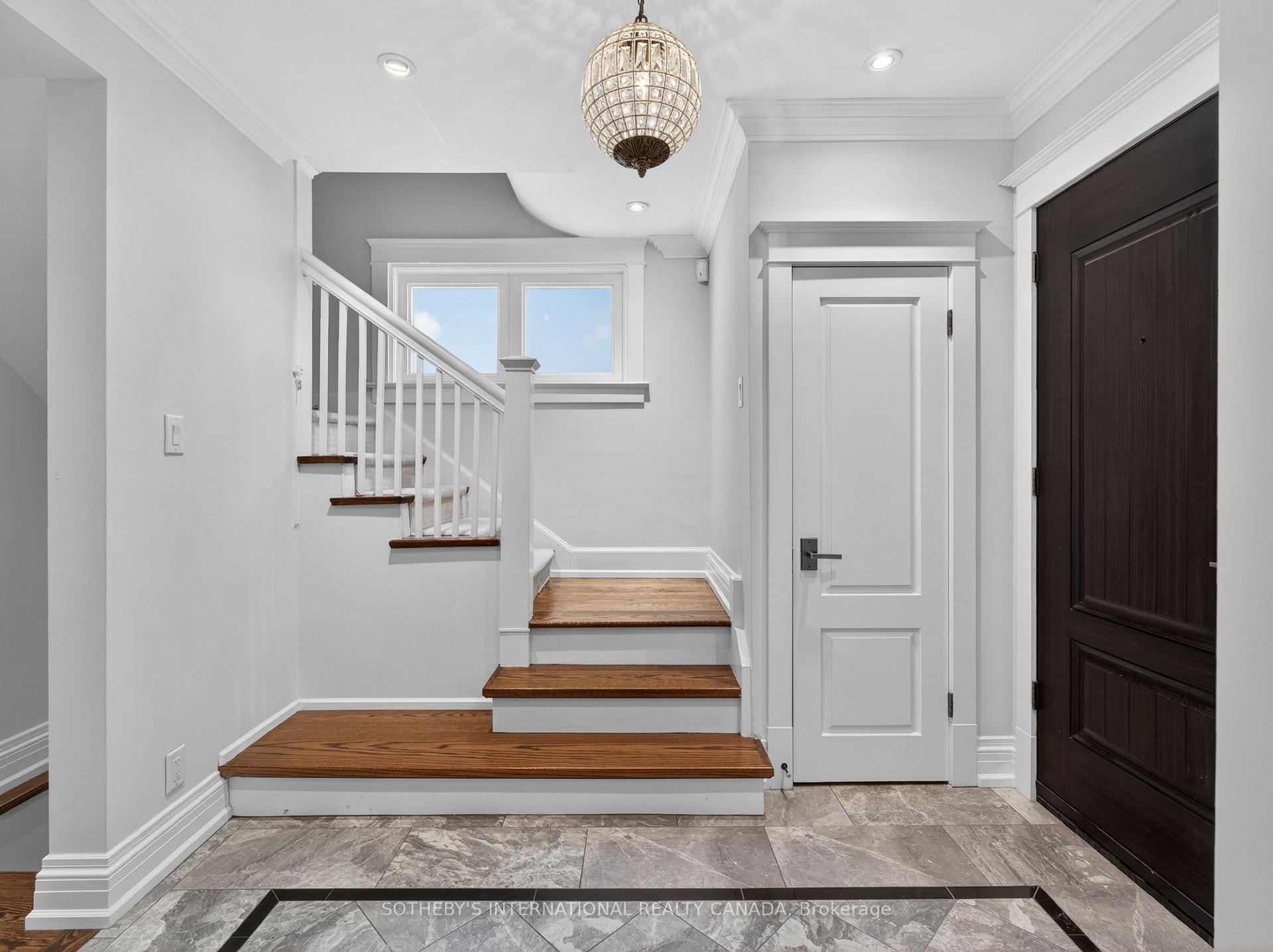 Photo 2 of 70 Oriole Road, Toronto, Yonge-St. Clair — HOMEH