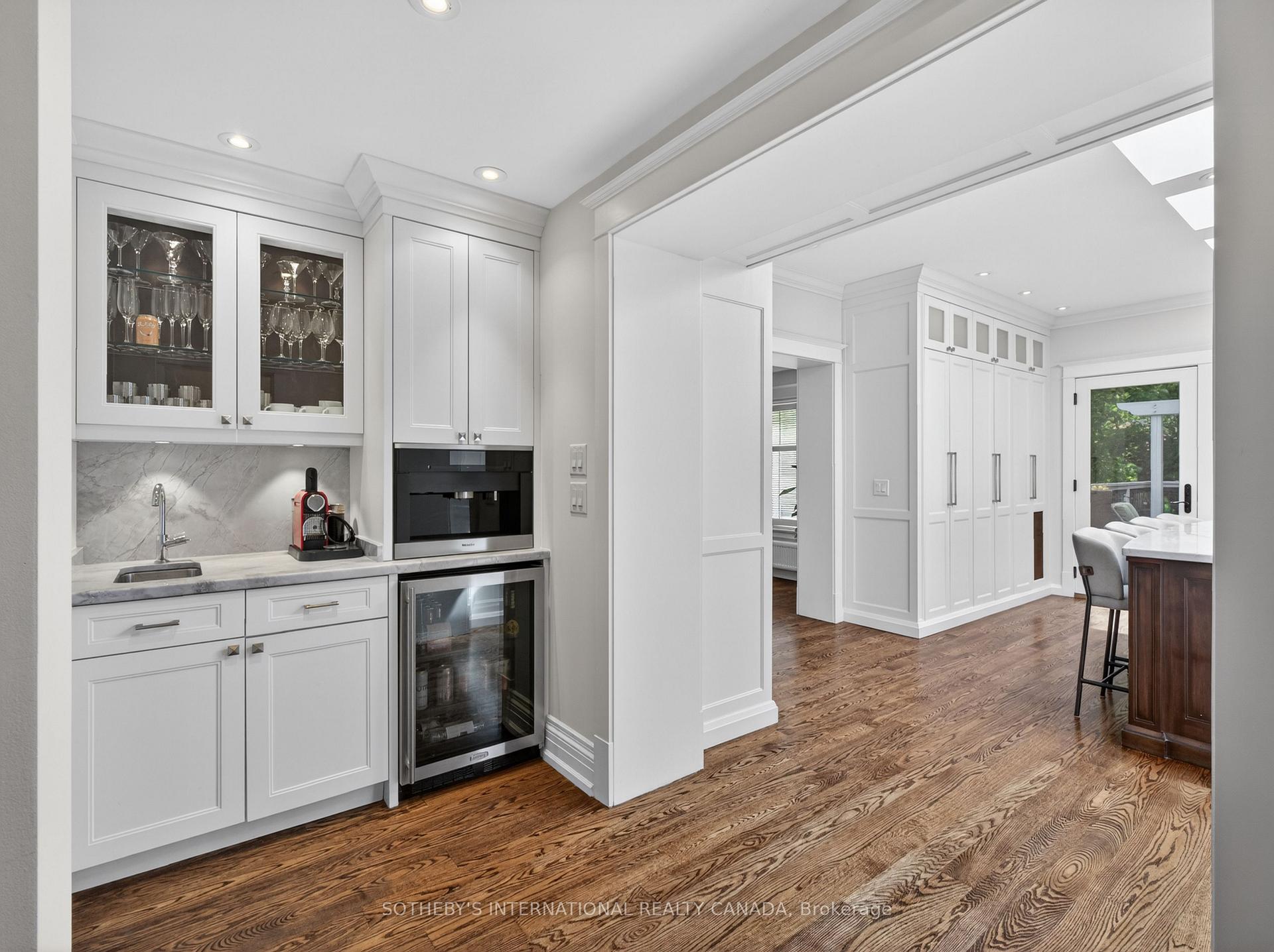 Photo 8 of 70 Oriole Road, Toronto, Yonge-St. Clair — HOMEH