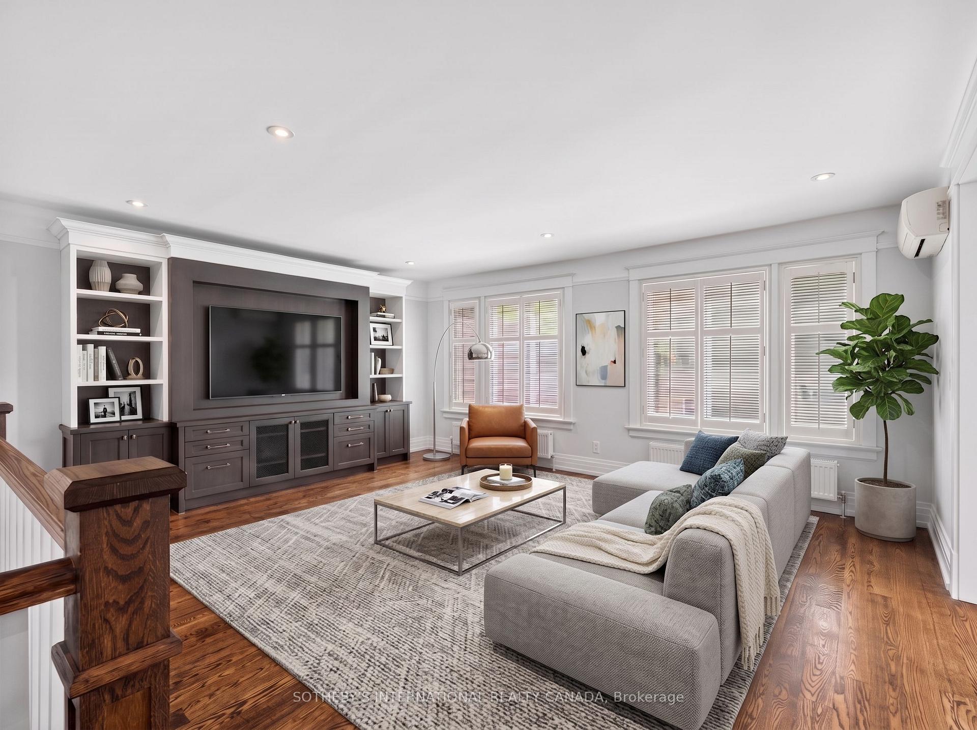 Photo 12 of 70 Oriole Road, Toronto, Yonge-St. Clair — HOMEH