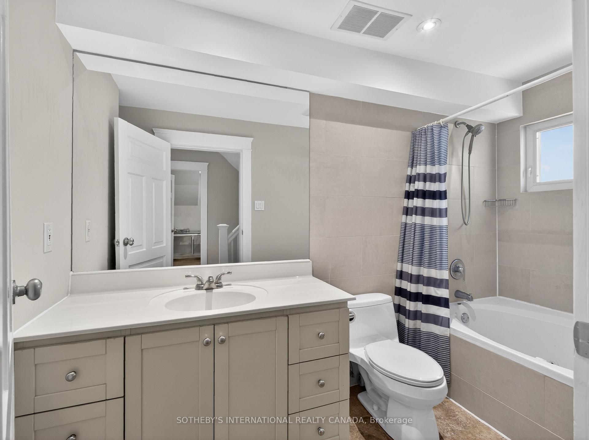 Photo 18 of 70 Oriole Road, Toronto, Yonge-St. Clair — HOMEH