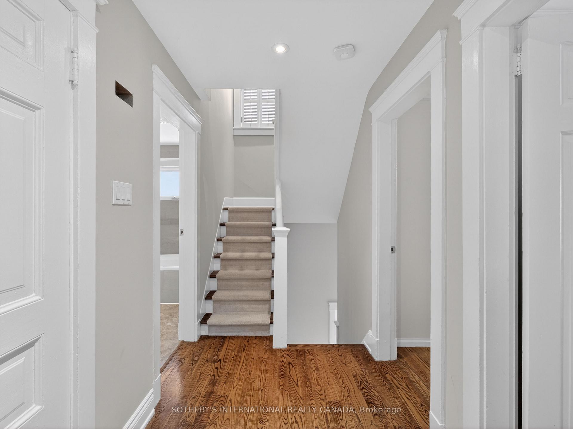 Photo 19 of 70 Oriole Road, Toronto, Yonge-St. Clair — HOMEH