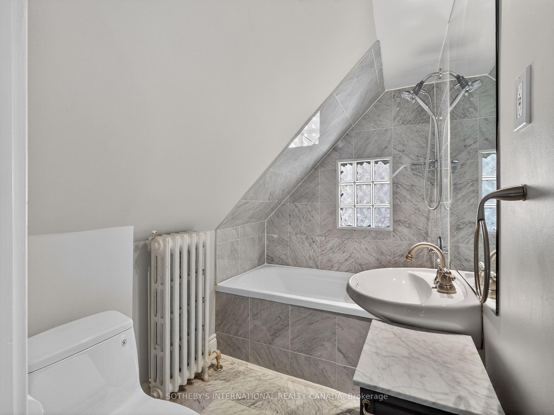 Photo 21 of 70 Oriole Road, Toronto, Yonge-St. Clair — HOMEH