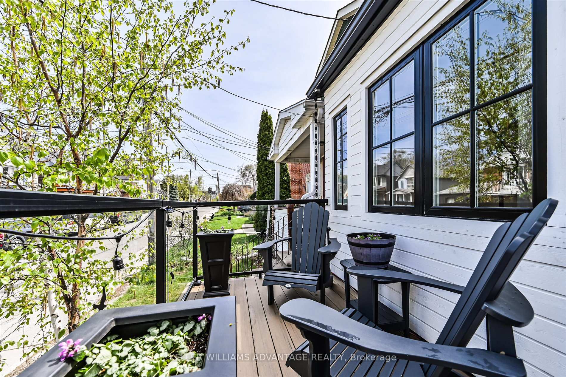 Photo 2 of 294 Cedarvale Avenue, Toronto, Woodbine-Lumsden — HOMEH