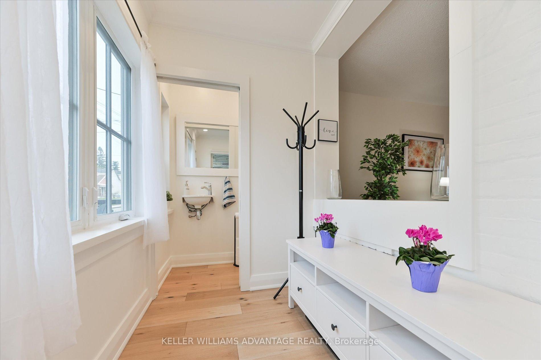 Photo 3 of 294 Cedarvale Avenue, Toronto, Woodbine-Lumsden — HOMEH