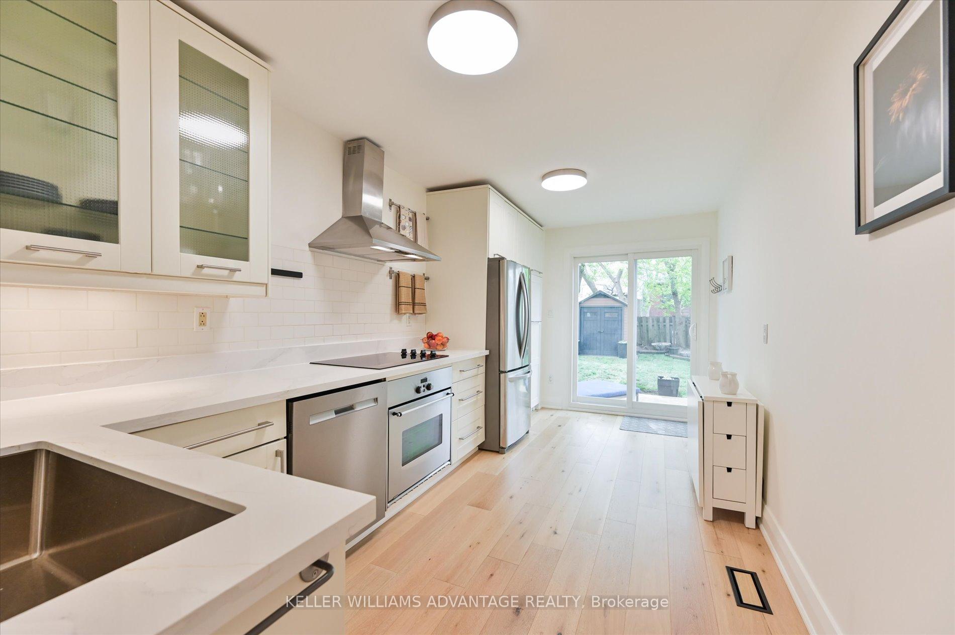 Photo 10 of 294 Cedarvale Avenue, Toronto, Woodbine-Lumsden — HOMEH
