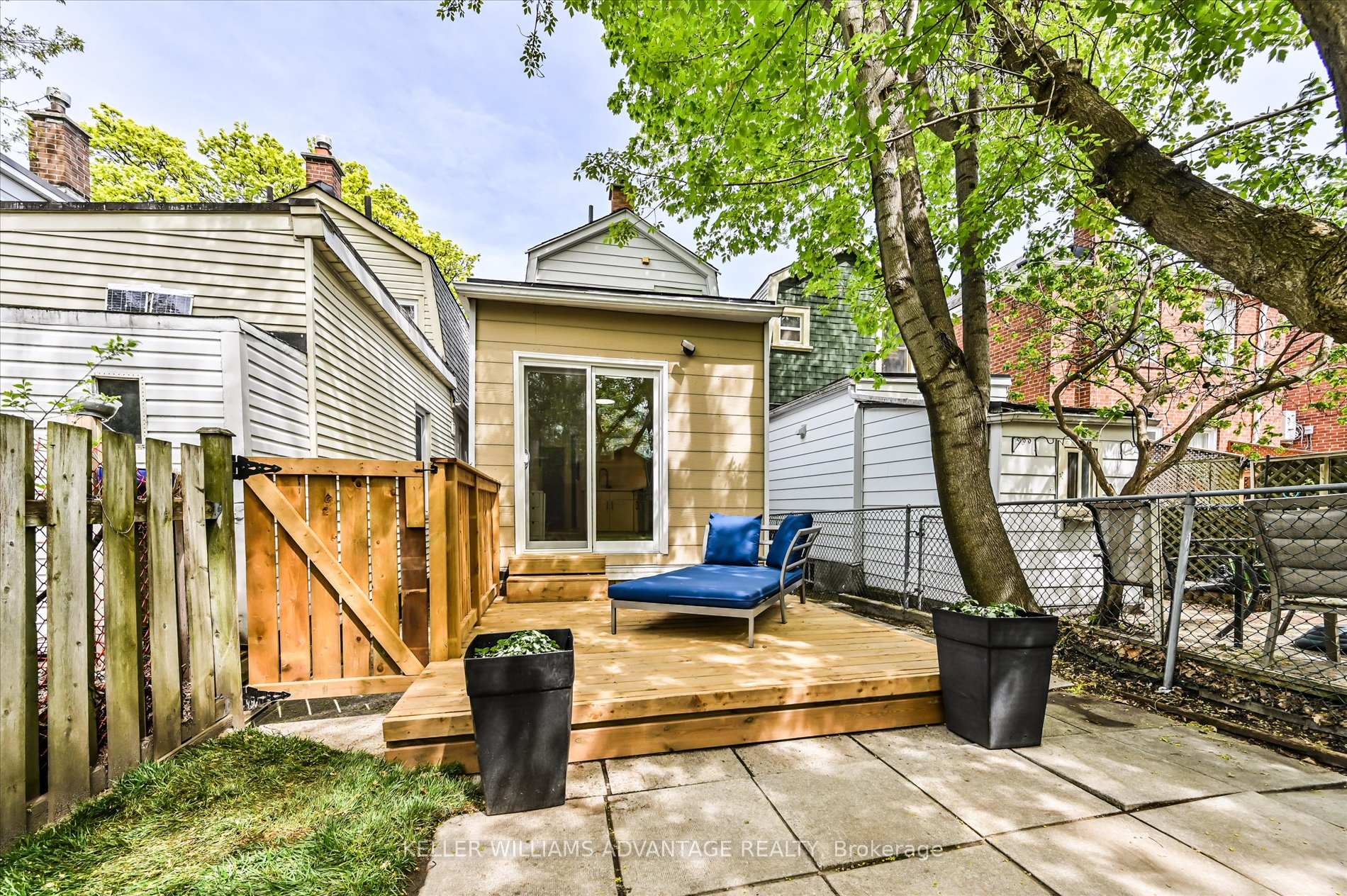 Photo 18 of 294 Cedarvale Avenue, Toronto, Woodbine-Lumsden — HOMEH