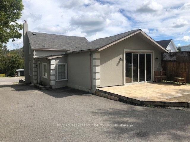 Photo 2 of 116 Main Street N, Uxbridge — HOMEH