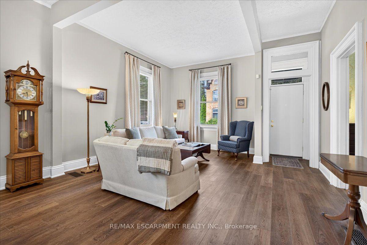 Photo 4 of 139 Queen Street S, Hamilton, Durand — HOMEH