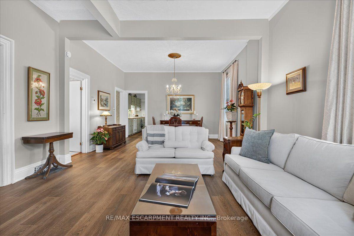 Photo 8 of 139 Queen Street S, Hamilton, Durand — HOMEH