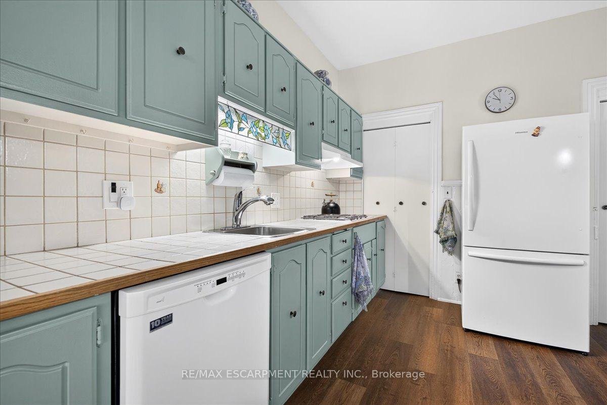 Photo 11 of 139 Queen Street S, Hamilton, Durand — HOMEH