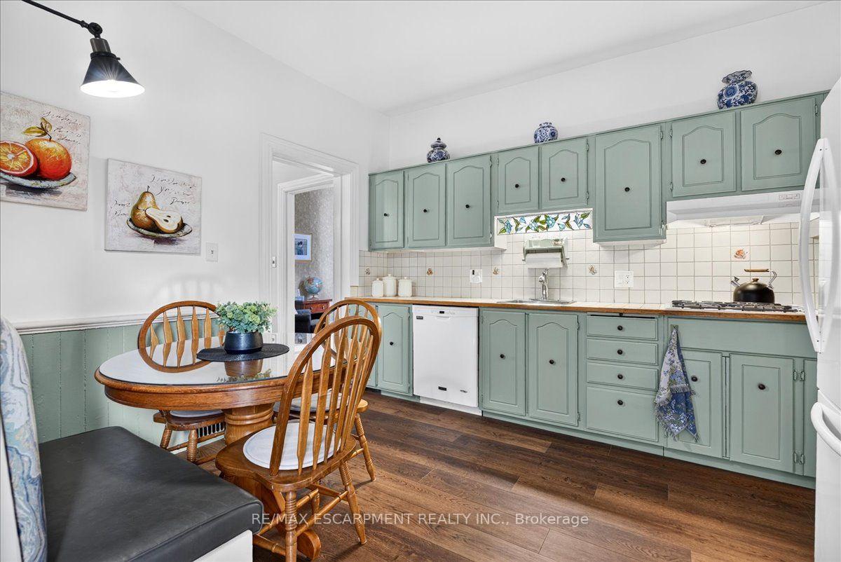 Photo 16 of 139 Queen Street S, Hamilton, Durand — HOMEH