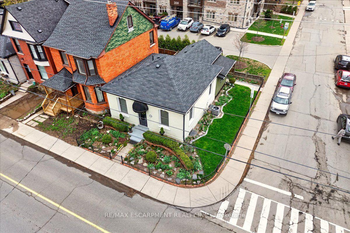 Photo 31 of 139 Queen Street S, Hamilton, Durand — HOMEH
