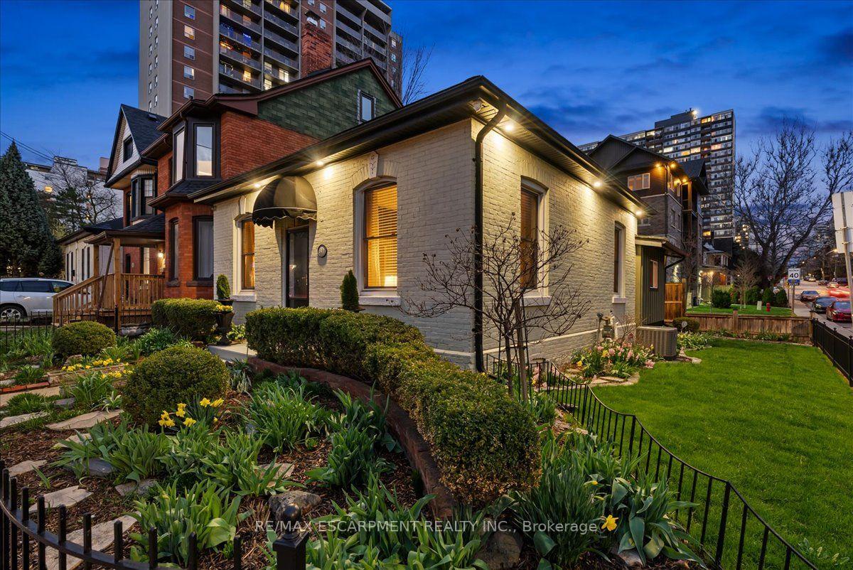Photo 34 of 139 Queen Street S, Hamilton, Durand — HOMEH