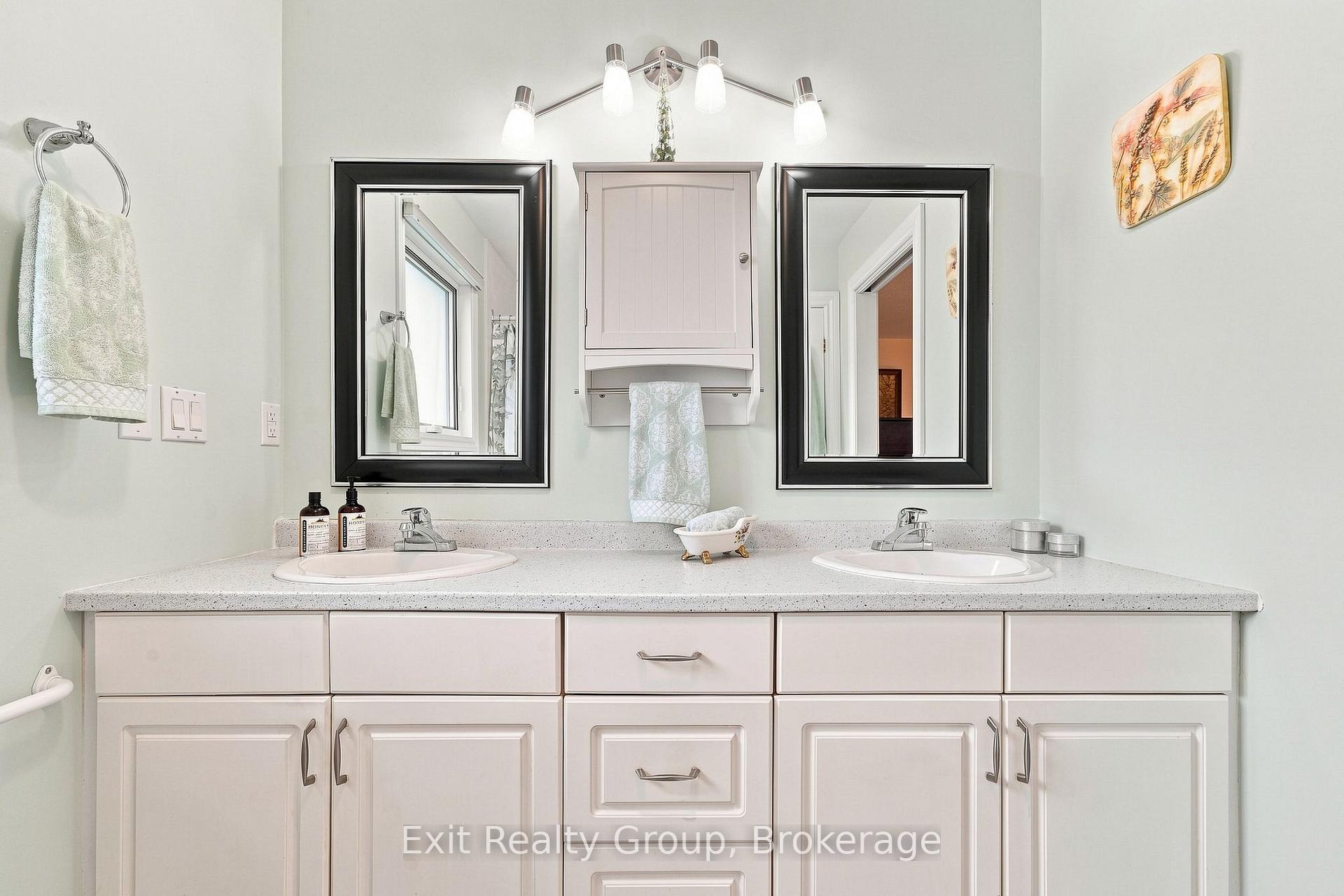 Photo 41 of 6 Heritage Drive, Prince Edward County, Wellington — HOMEH