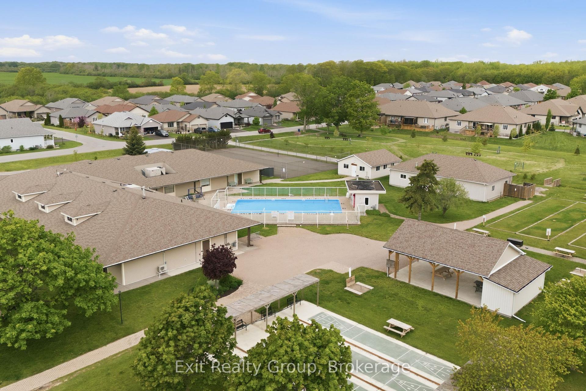 Photo 51 of 6 Heritage Drive, Prince Edward County, Wellington — HOMEH