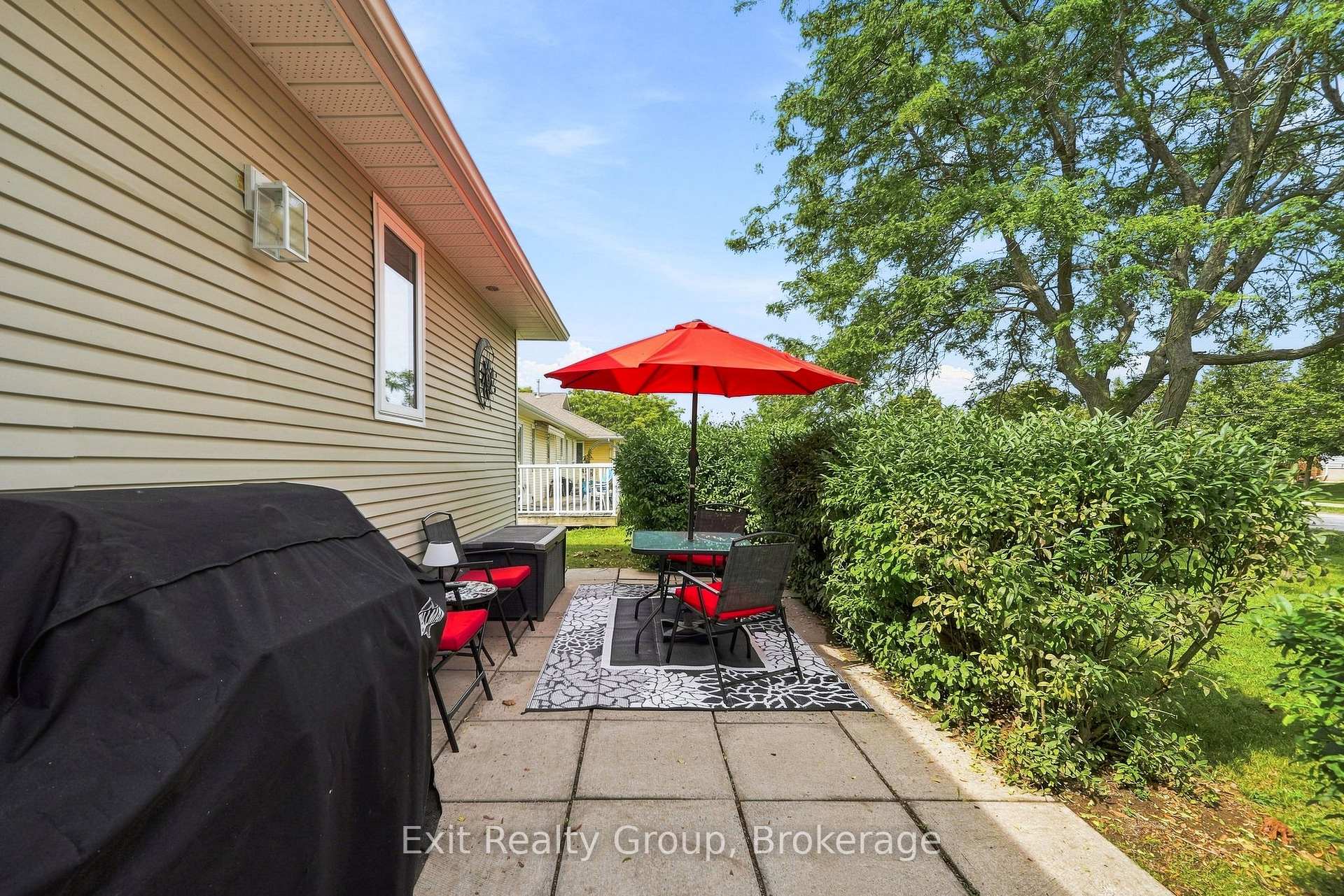 Photo 49 of 6 Heritage Drive, Prince Edward County, Wellington — HOMEH