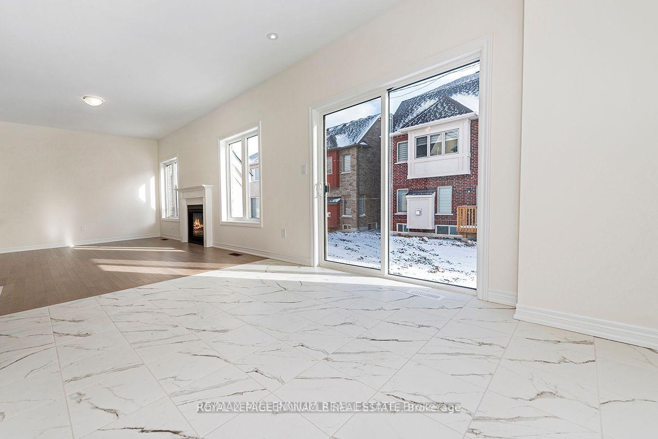 Photo 12 of 3904 Koenig Road, Burlington, Alton — HOMEH