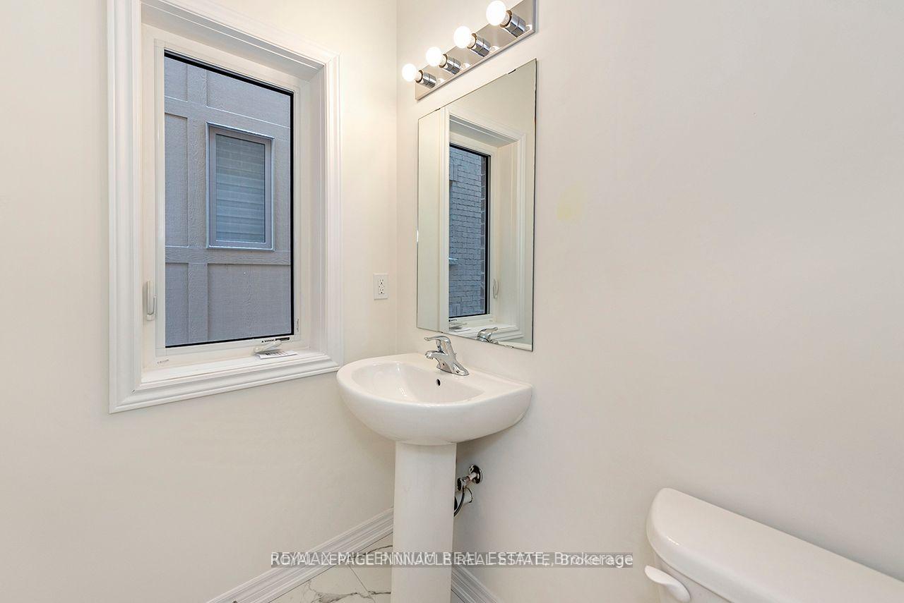 Photo 16 of 3904 Koenig Road, Burlington, Alton — HOMEH