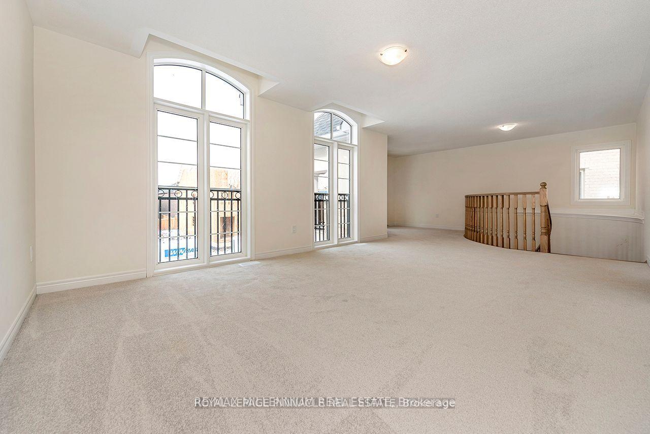Photo 17 of 3904 Koenig Road, Burlington, Alton — HOMEH