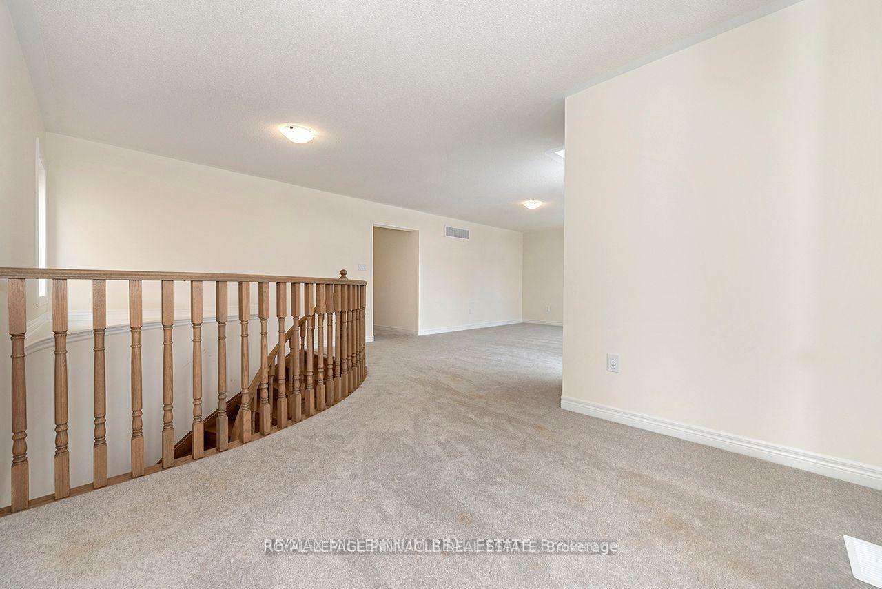 Photo 19 of 3904 Koenig Road, Burlington, Alton — HOMEH
