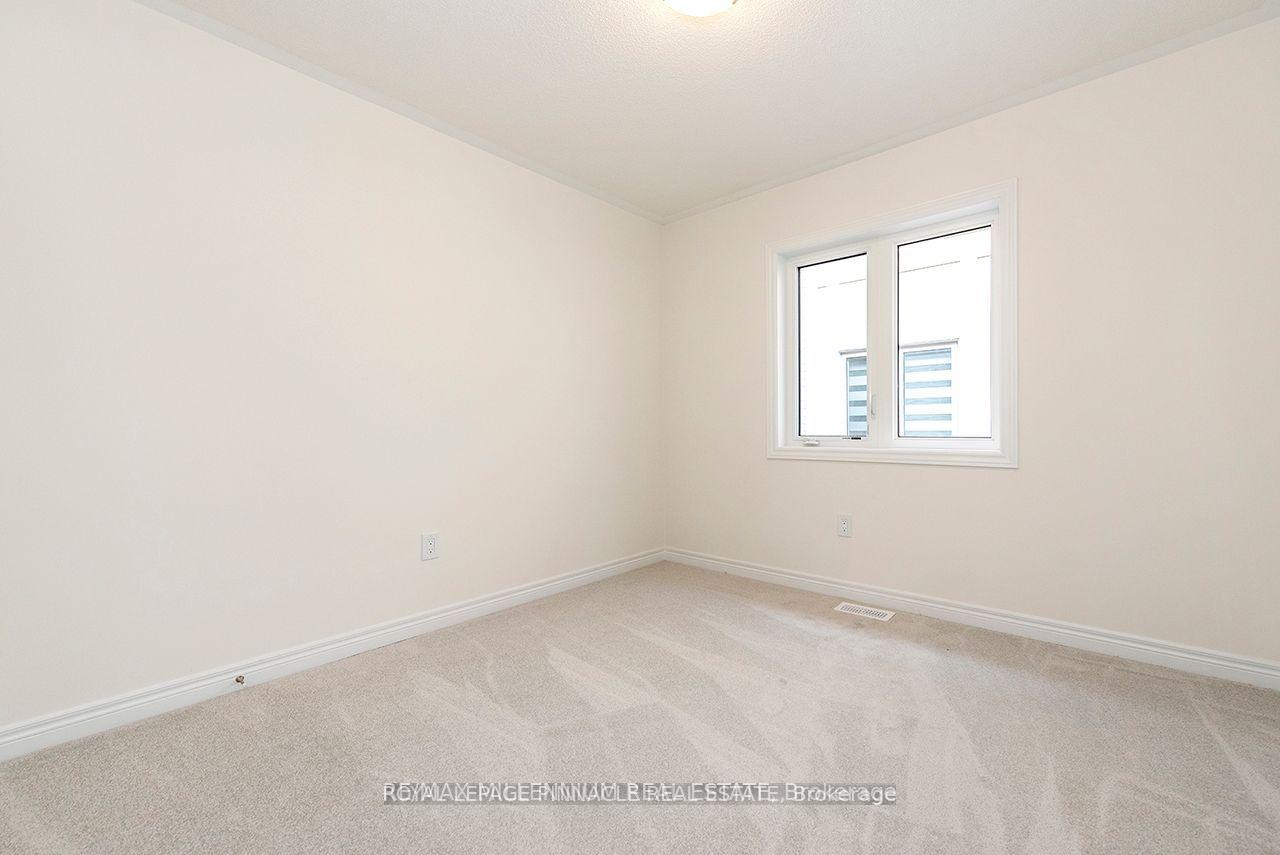 Photo 24 of 3904 Koenig Road, Burlington, Alton — HOMEH