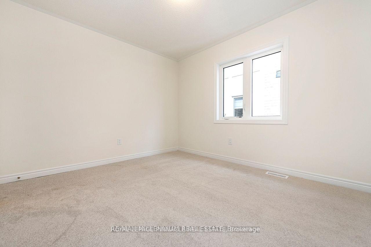 Photo 26 of 3904 Koenig Road, Burlington, Alton — HOMEH