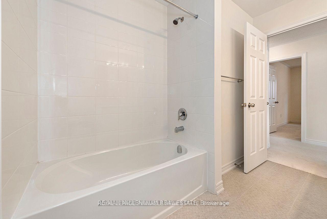 Photo 30 of 3904 Koenig Road, Burlington, Alton — HOMEH