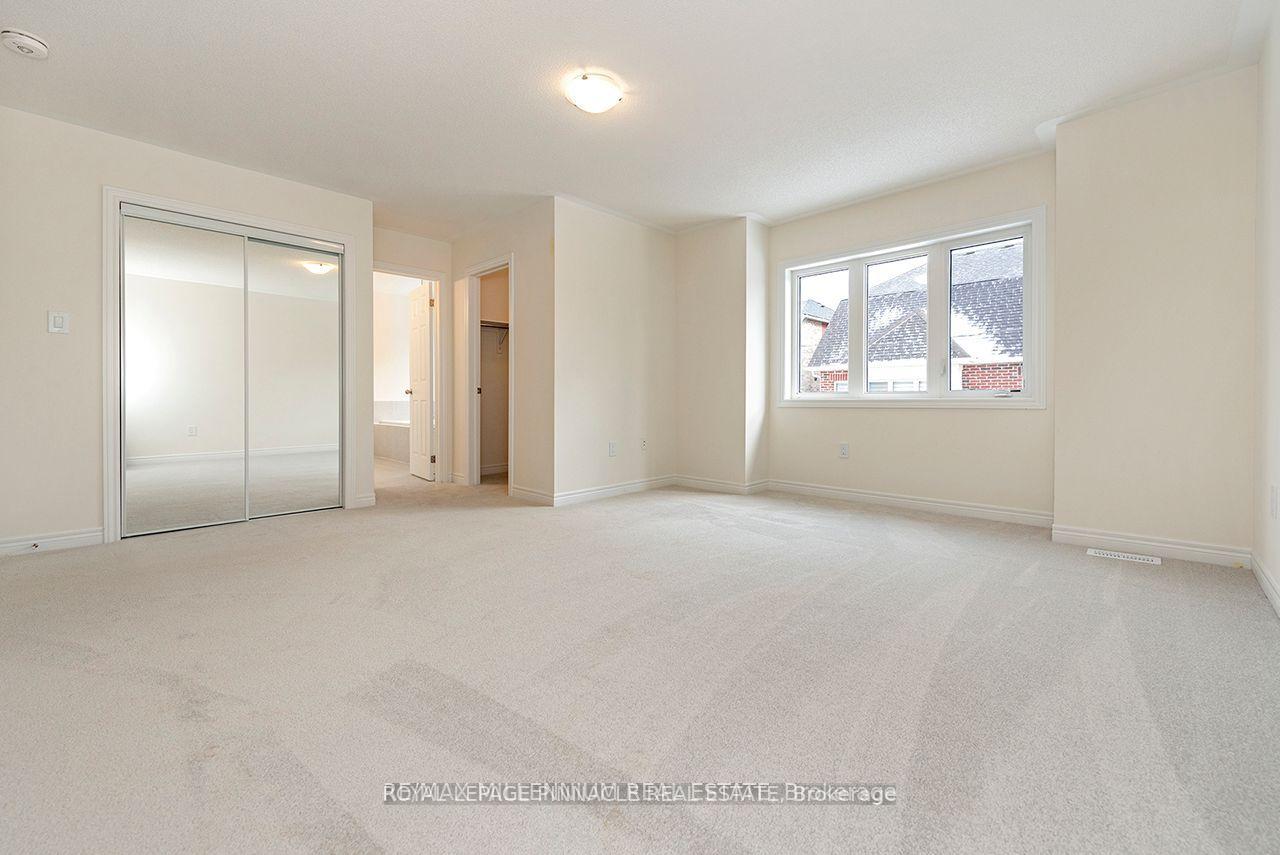 Photo 32 of 3904 Koenig Road, Burlington, Alton — HOMEH