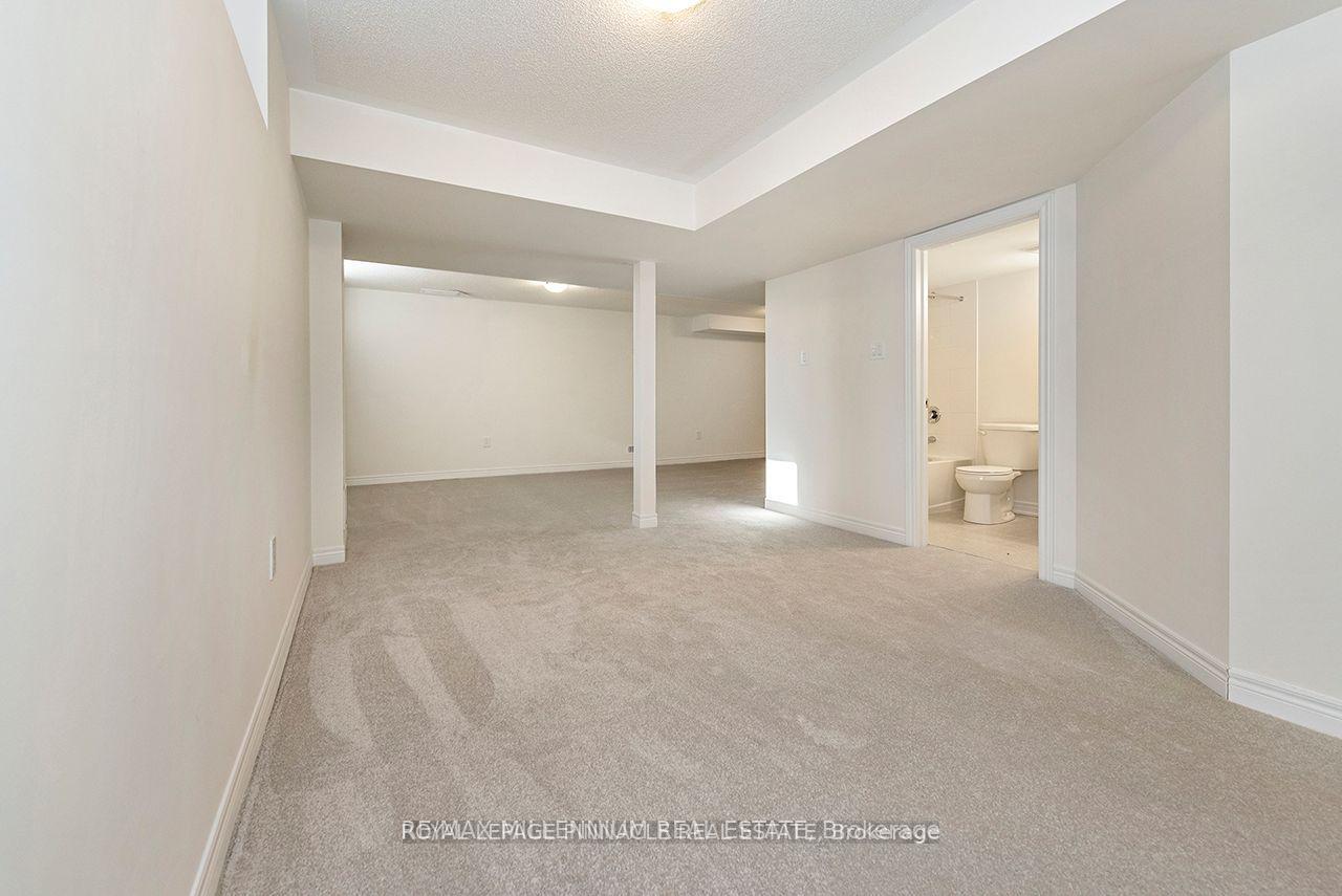 Photo 37 of 3904 Koenig Road, Burlington, Alton — HOMEH