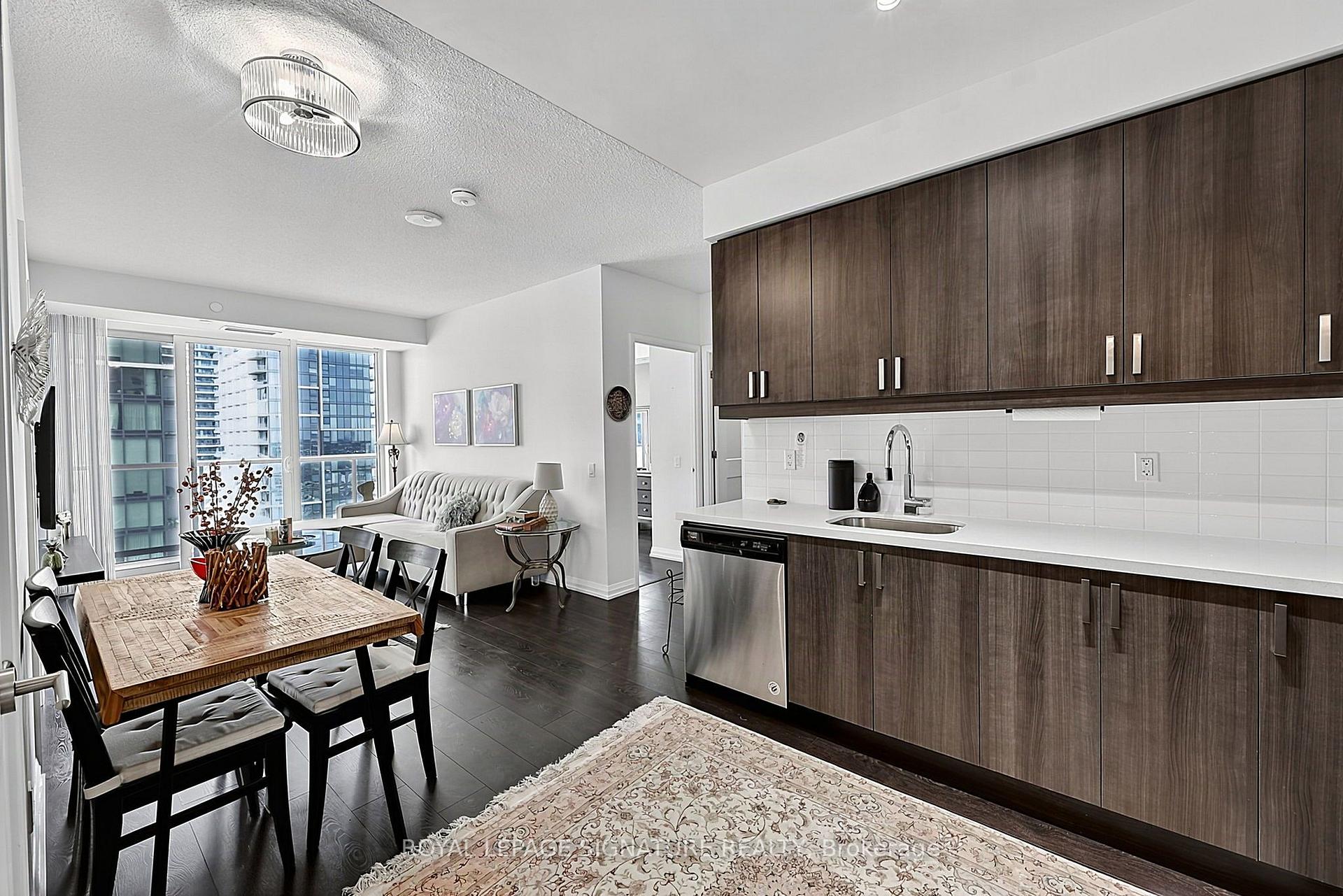 Photo 14 of Unit 2908, 7895 Jane Street, Vaughan, Concord — HOMEH