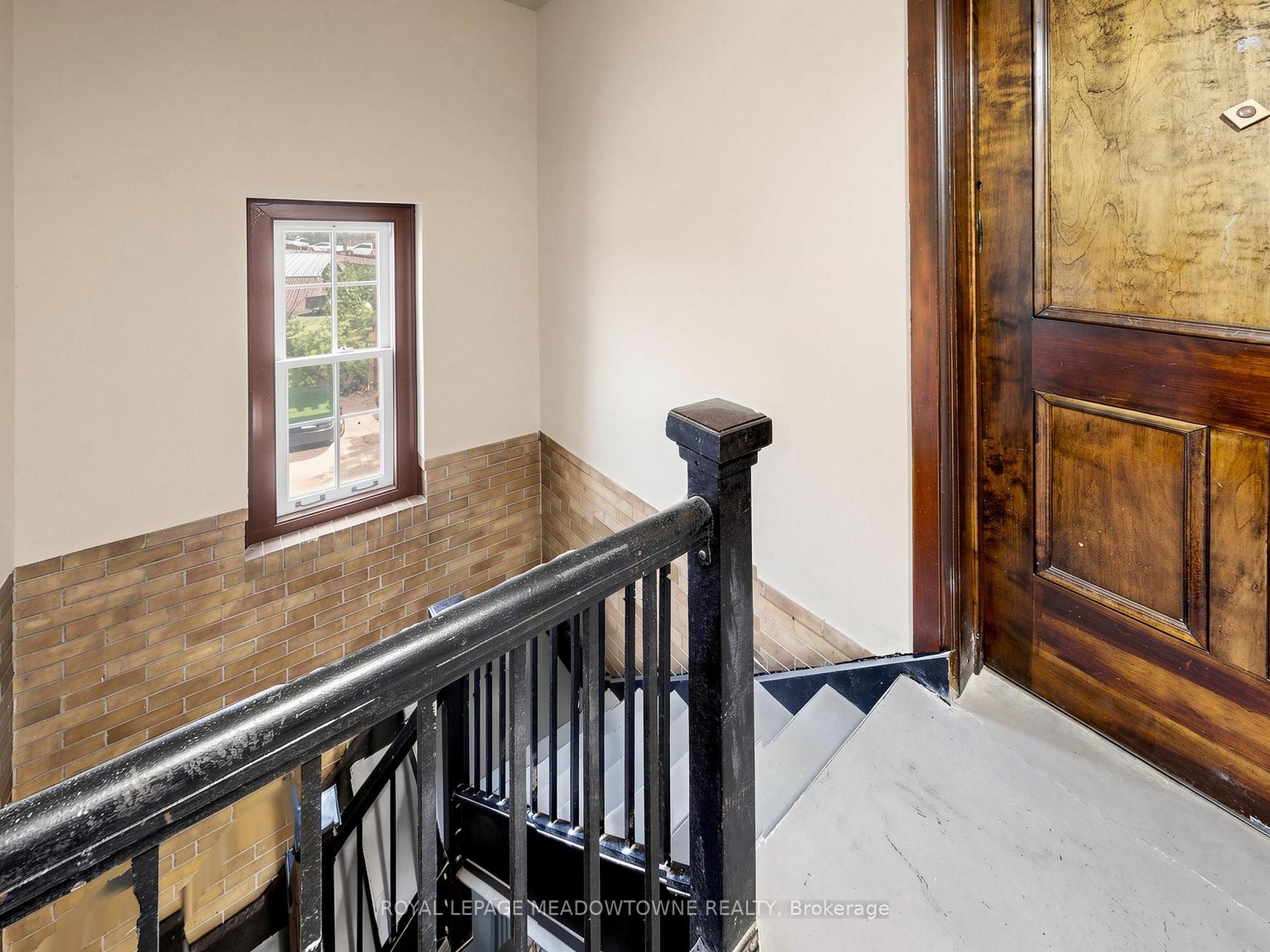 Photo 7 of Unit 1, 70 Mill Street, Halton Hills, Georgetown — HOMEH