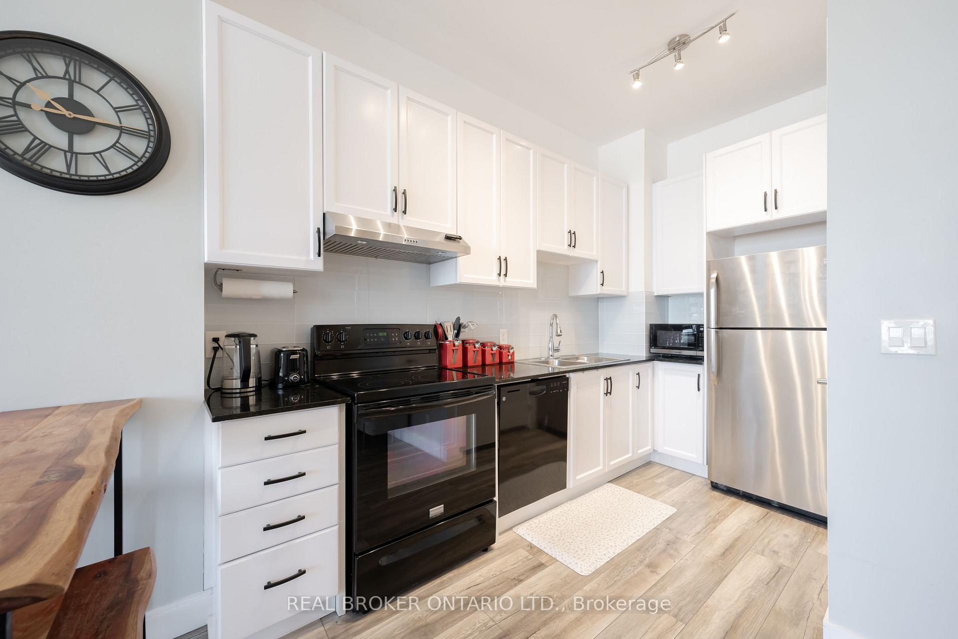 Photo 6 of Unit 1106, 797 Don Mills Road, Toronto, Flemingdon Park — HOMEH