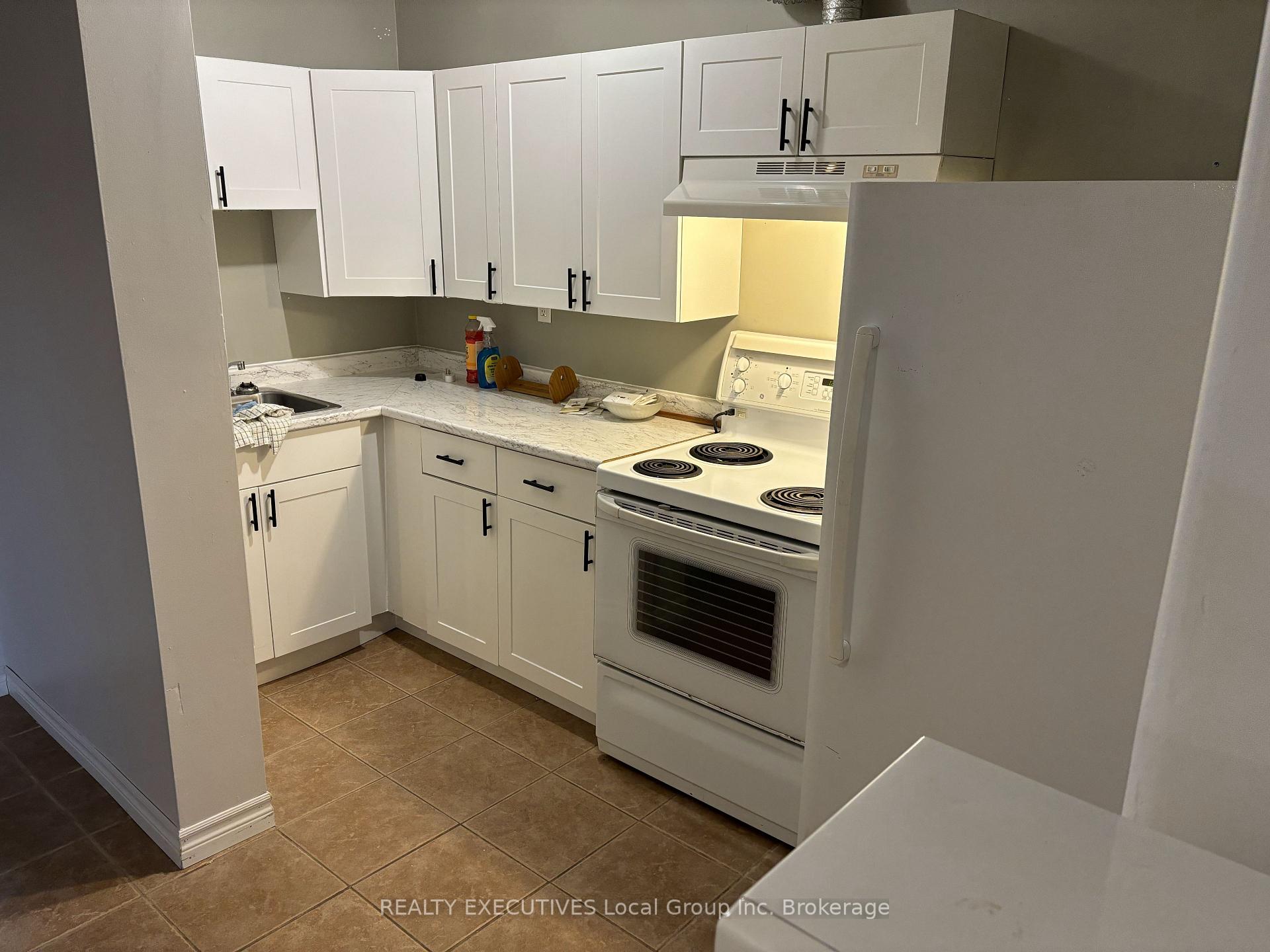 Photo 5 of 251 Cedar Heights Road W, North Bay, College Heights — HOMEH