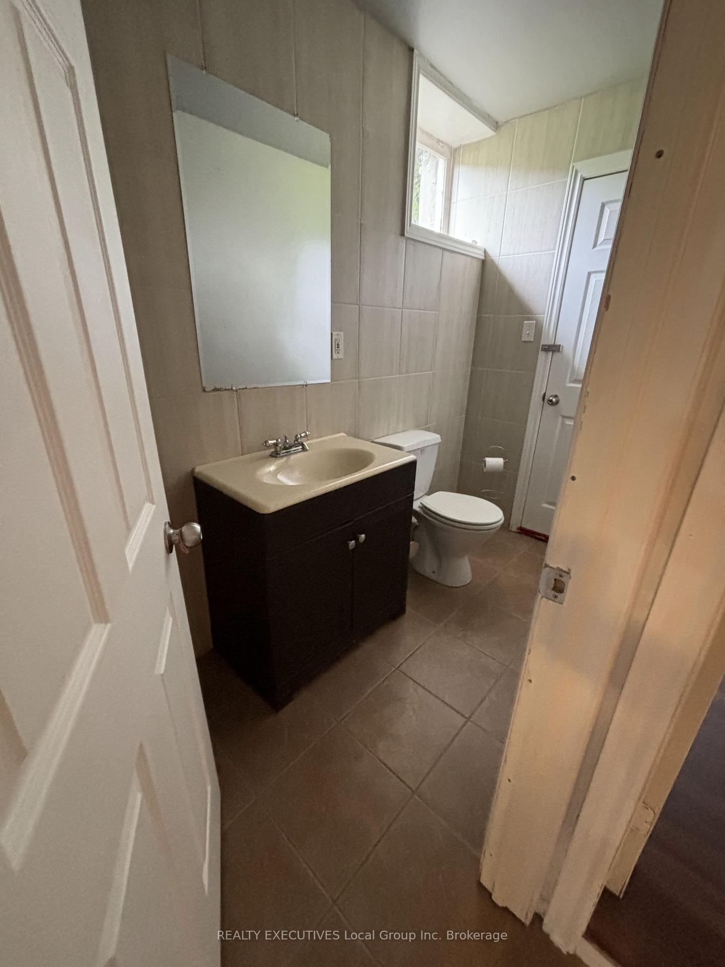Photo 11 of 251 Cedar Heights Road W, North Bay, College Heights — HOMEH