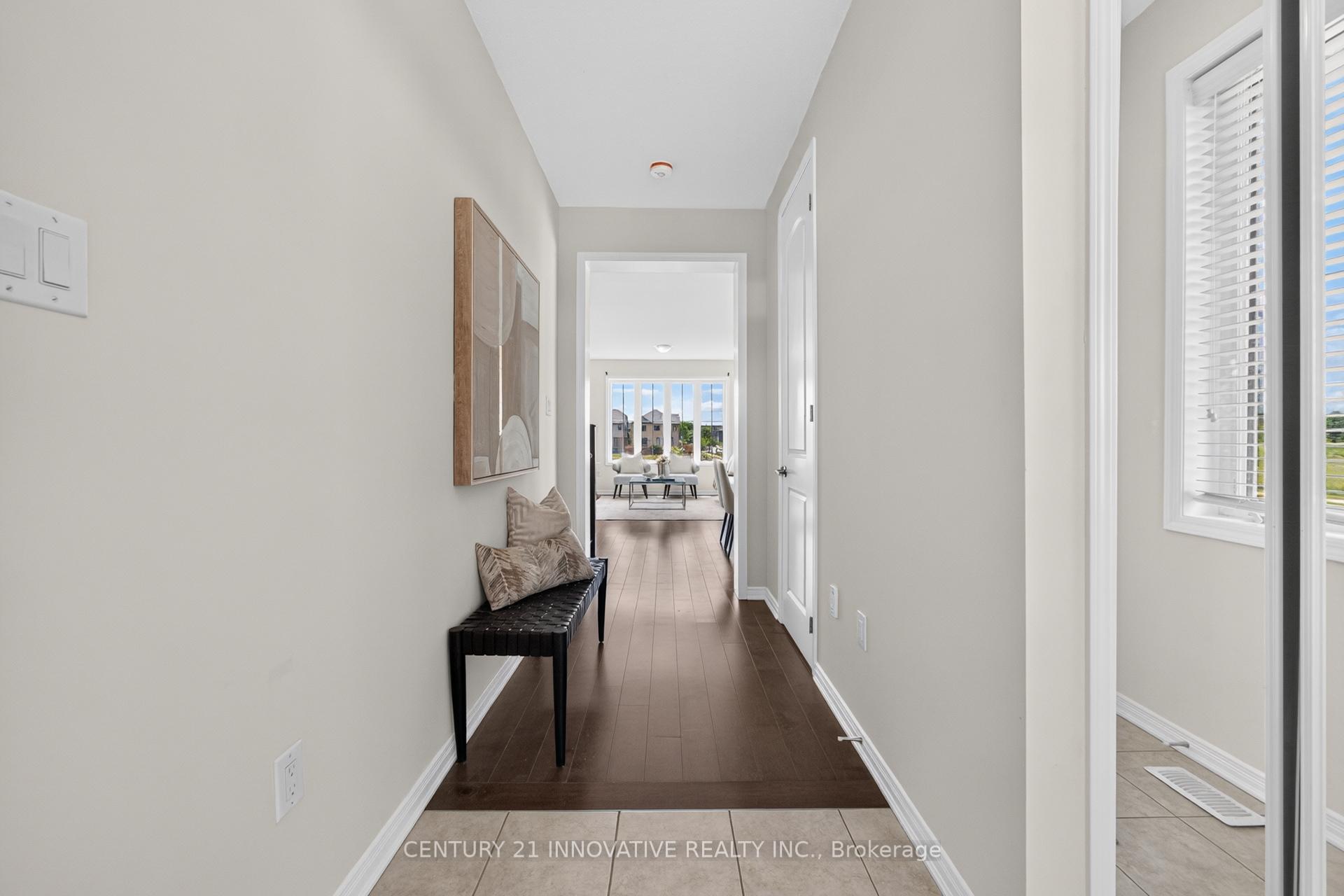 Photo 4 of 4 Midhurst Heights, Hamilton, Stoney Creek Mountain — HOMEH