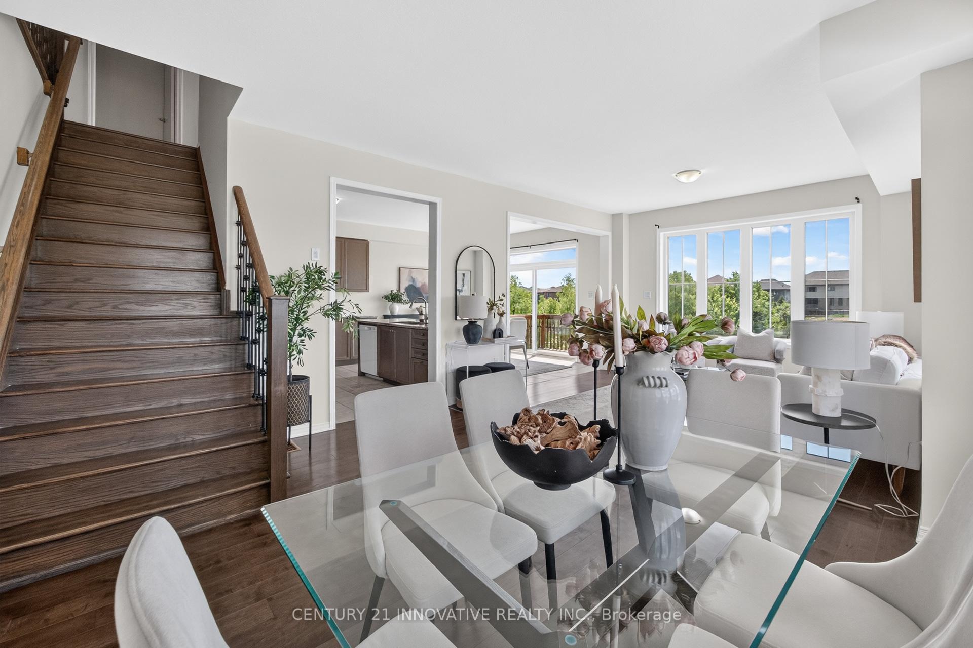 Photo 9 of 4 Midhurst Heights, Hamilton, Stoney Creek Mountain — HOMEH