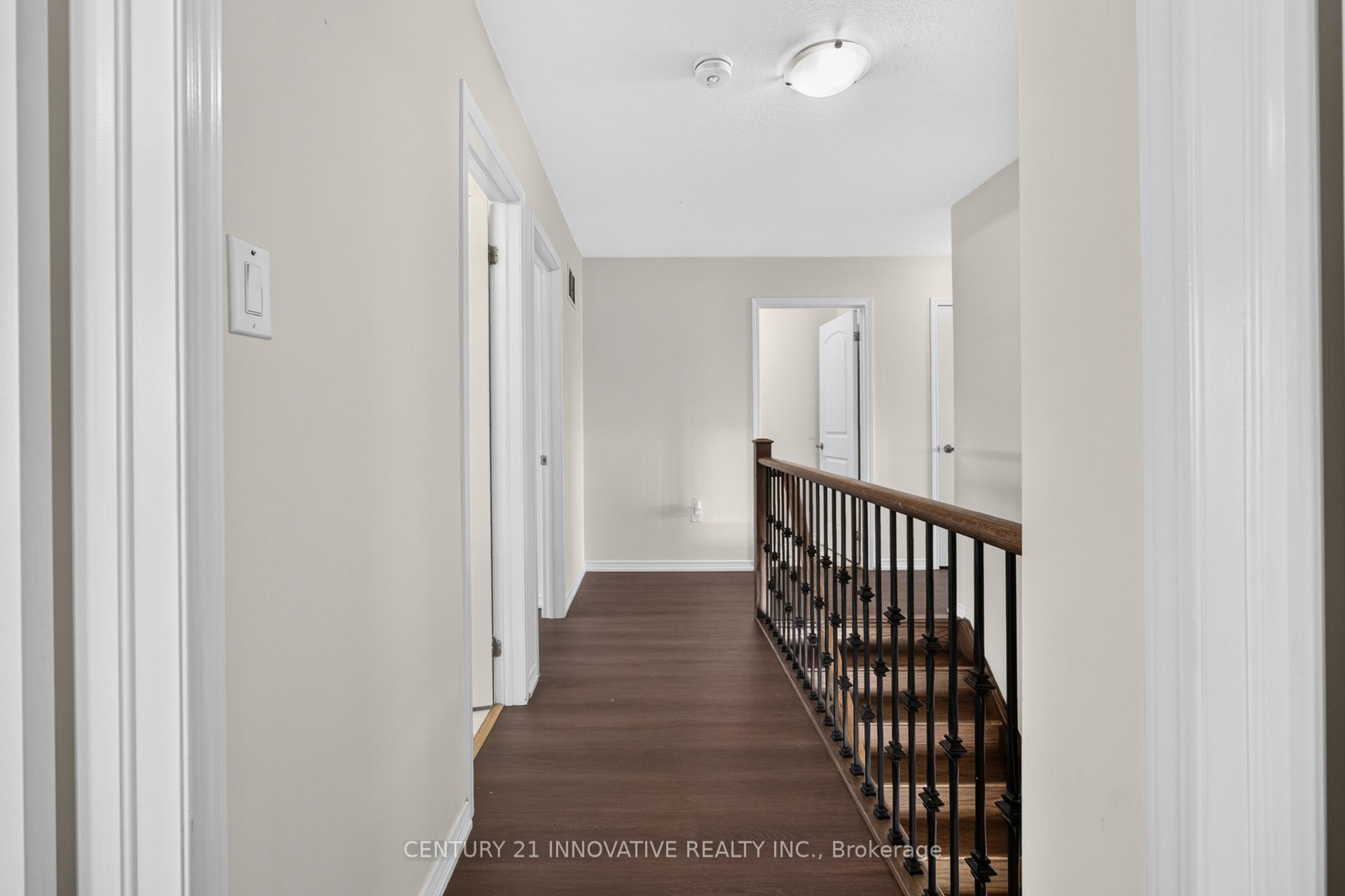Photo 20 of 4 Midhurst Heights, Hamilton, Stoney Creek Mountain — HOMEH