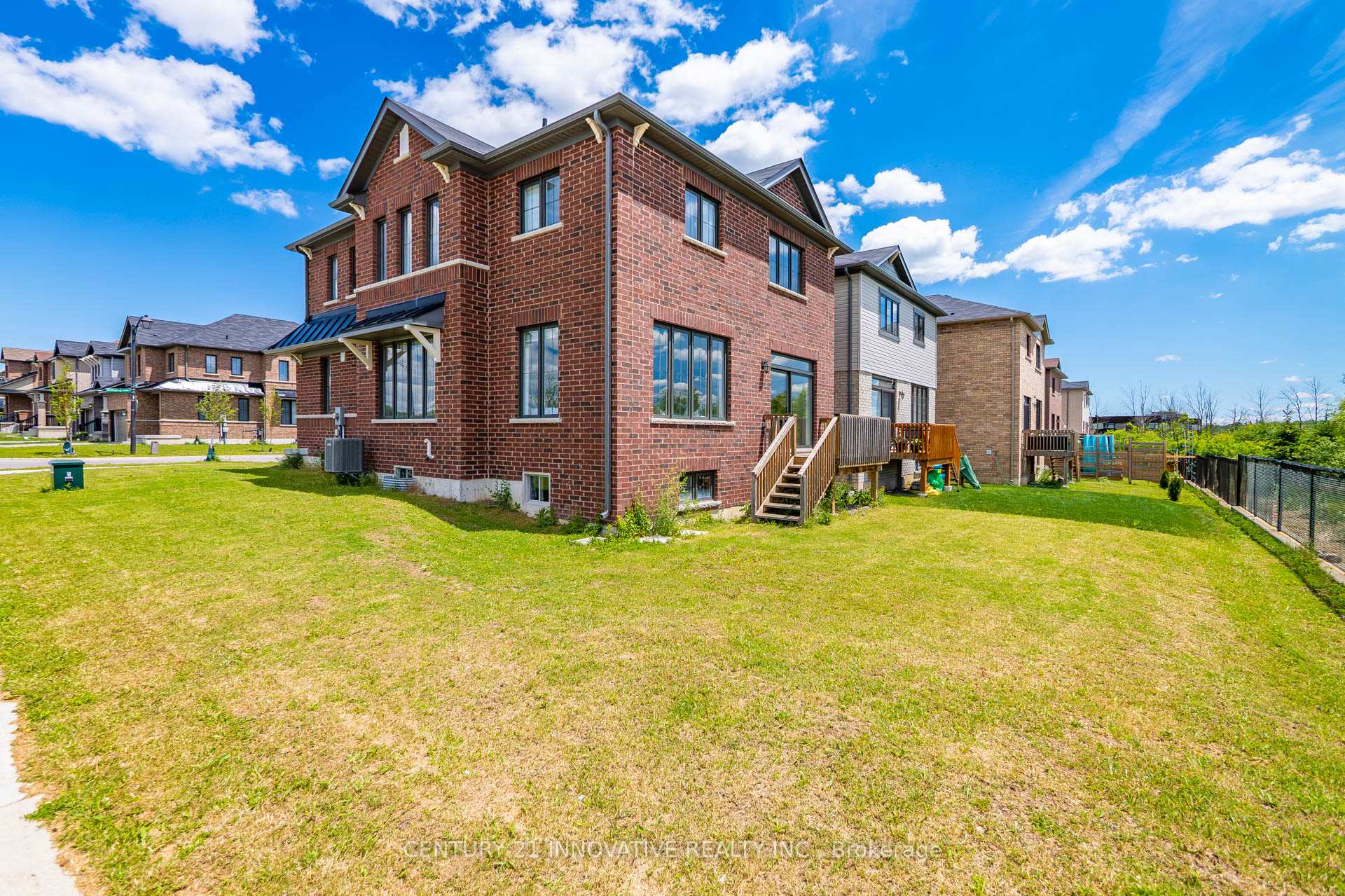 Photo 46 of 4 Midhurst Heights, Hamilton, Stoney Creek Mountain — HOMEH