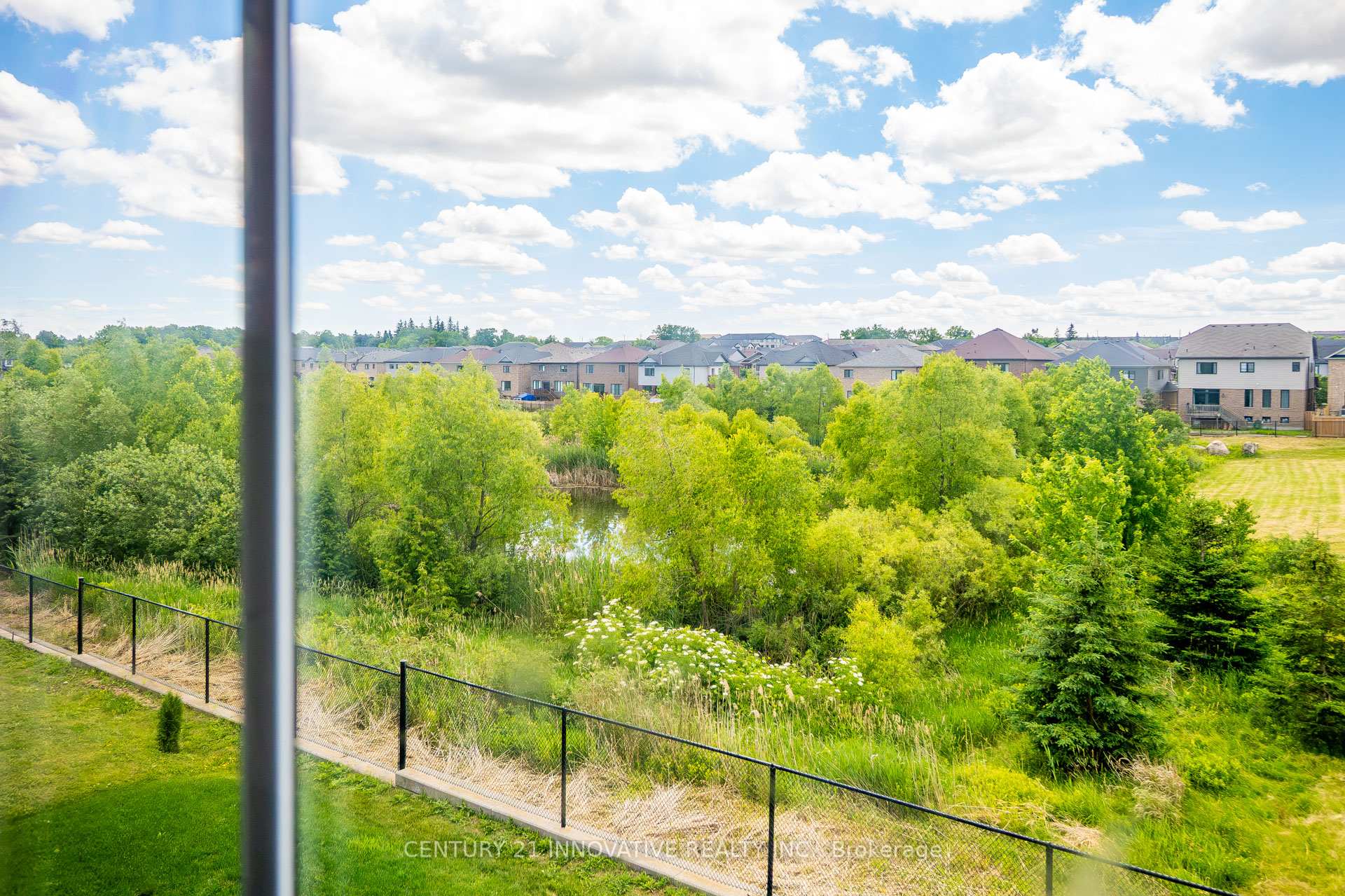 Photo 49 of 4 Midhurst Heights, Hamilton, Stoney Creek Mountain — HOMEH