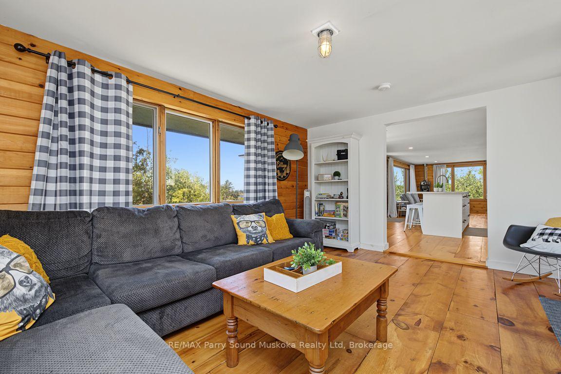 Photo 12 of 15 Forsyth's Road, Carling — HOMEH