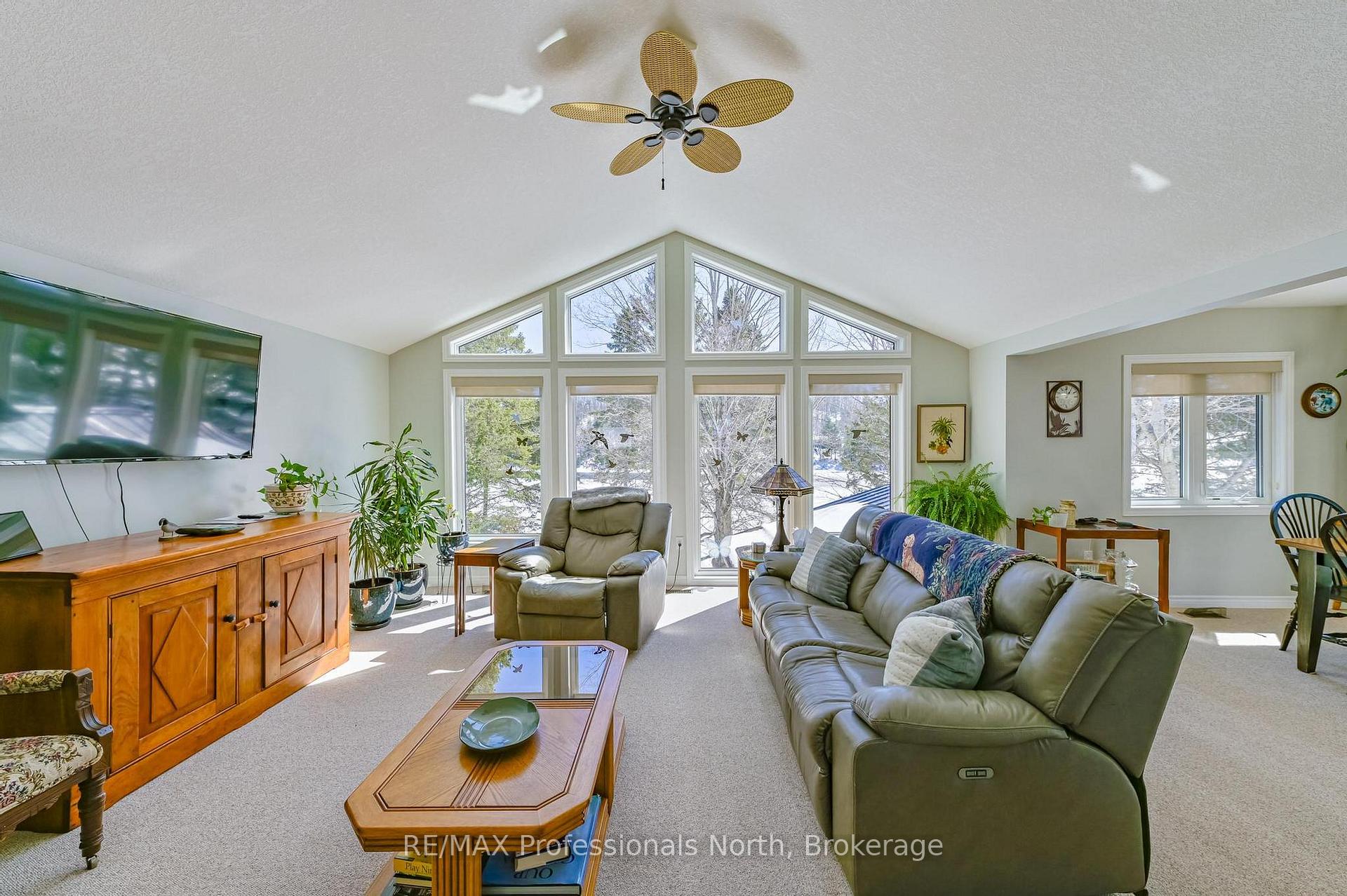 Photo 9 of 1099 Summer Lane, Minden Hills, Minden — HOMEH