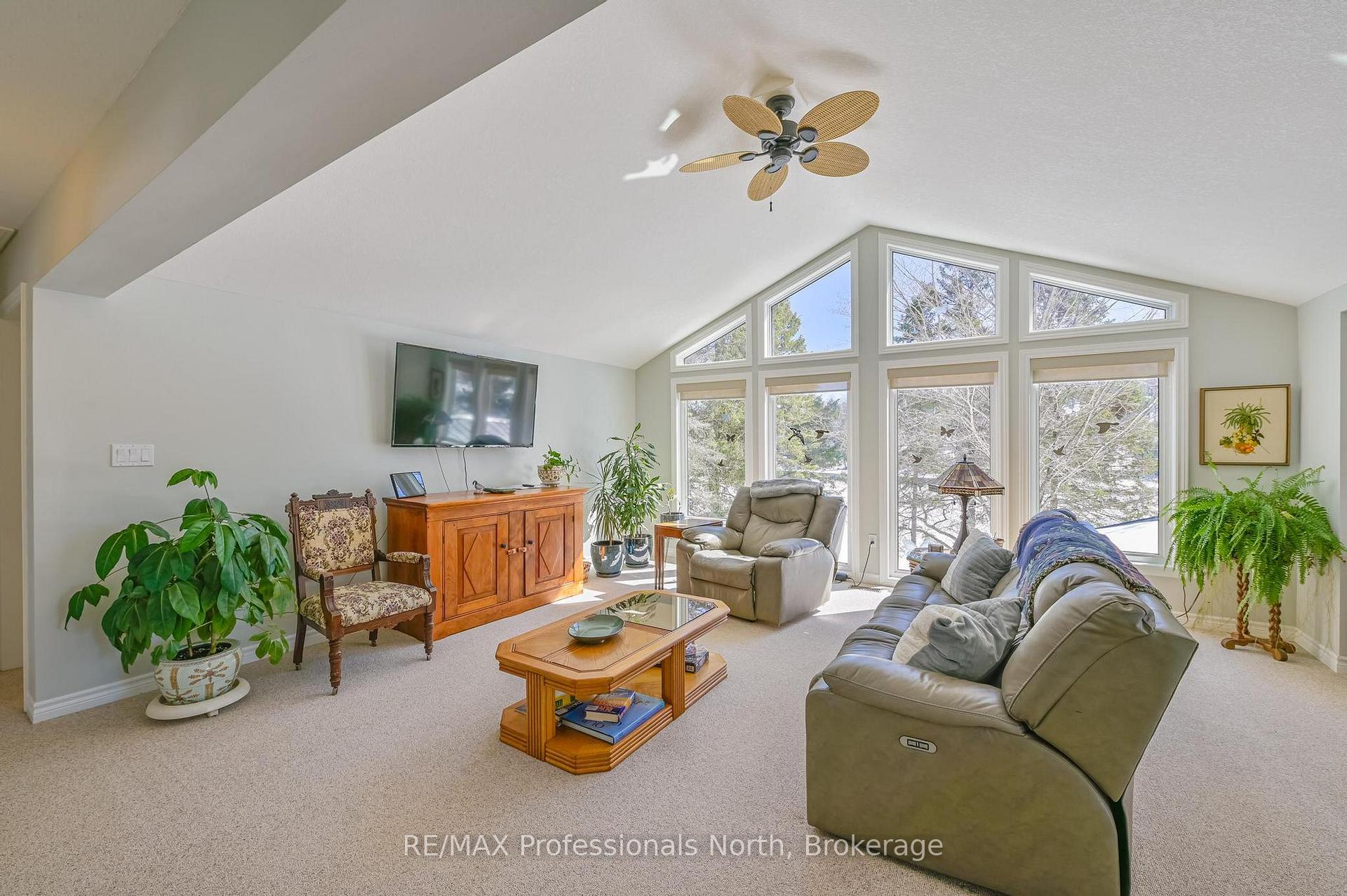 Photo 10 of 1099 Summer Lane, Minden Hills, Minden — HOMEH