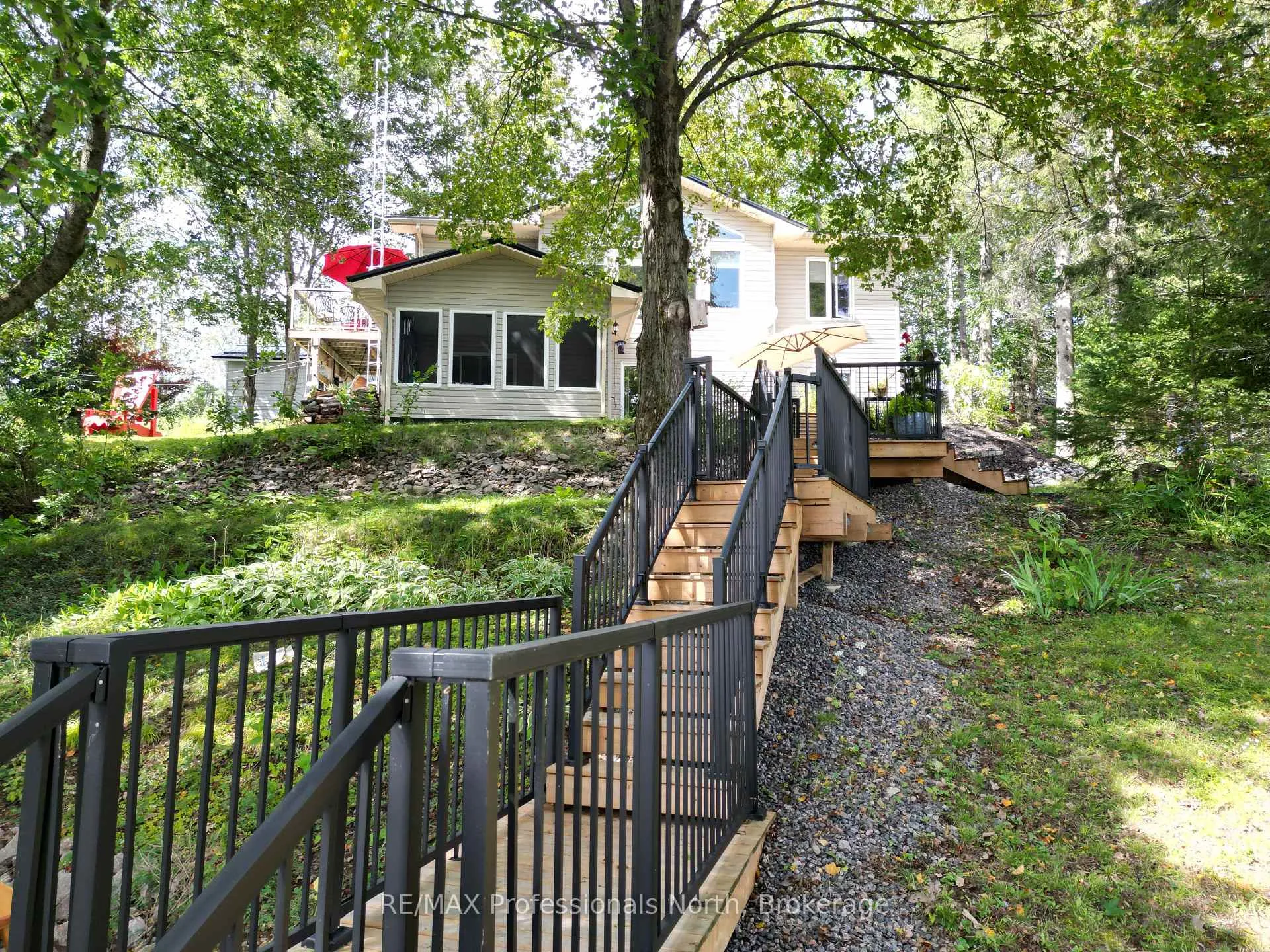 Photo 2 of 1099 Summer Lane, Minden Hills, Minden — HOMEH