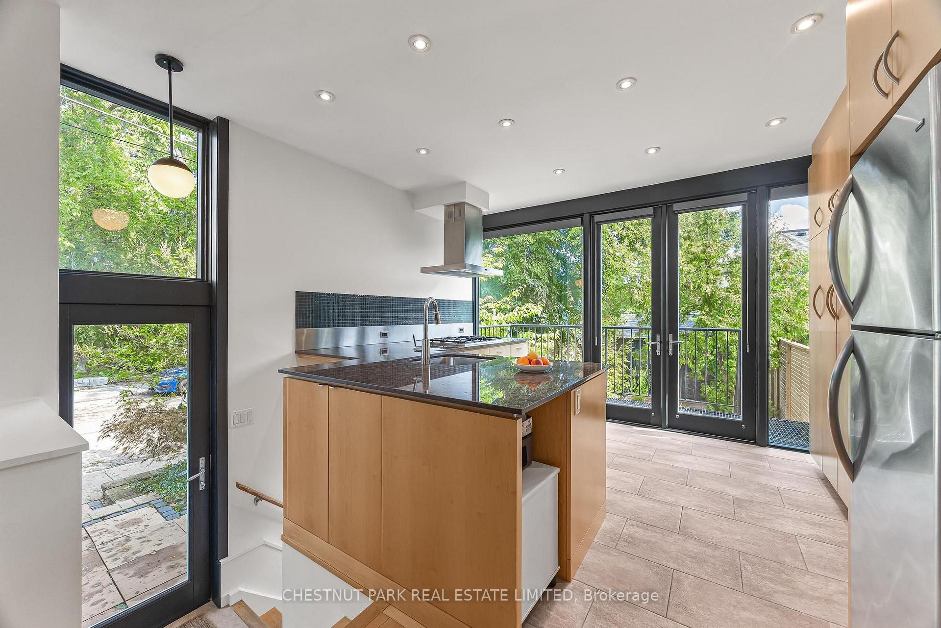 Photo 6 of 211 Snowdon Avenue, Toronto, Lawrence Park North — HOMEH