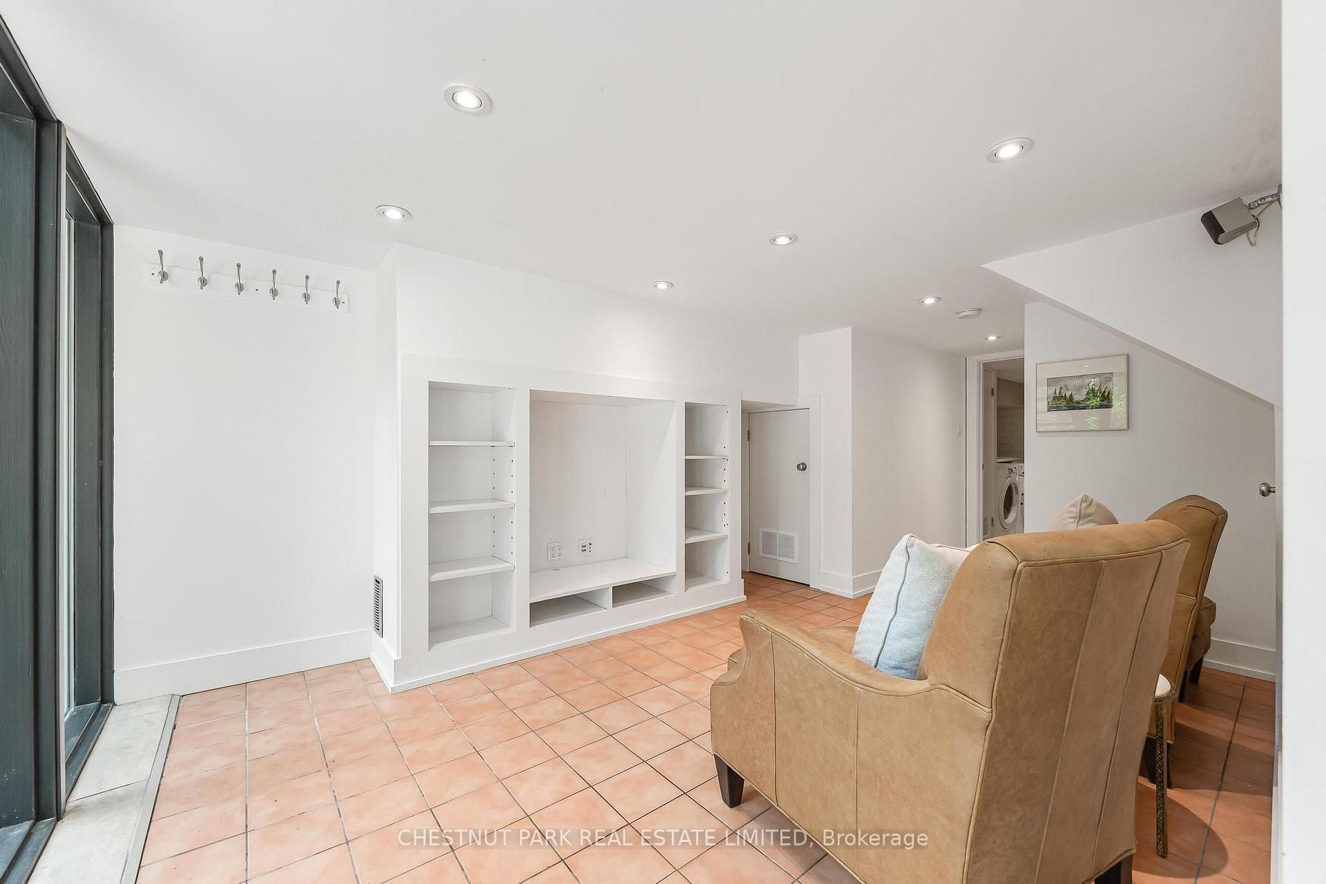 Photo 26 of 211 Snowdon Avenue, Toronto, Lawrence Park North — HOMEH