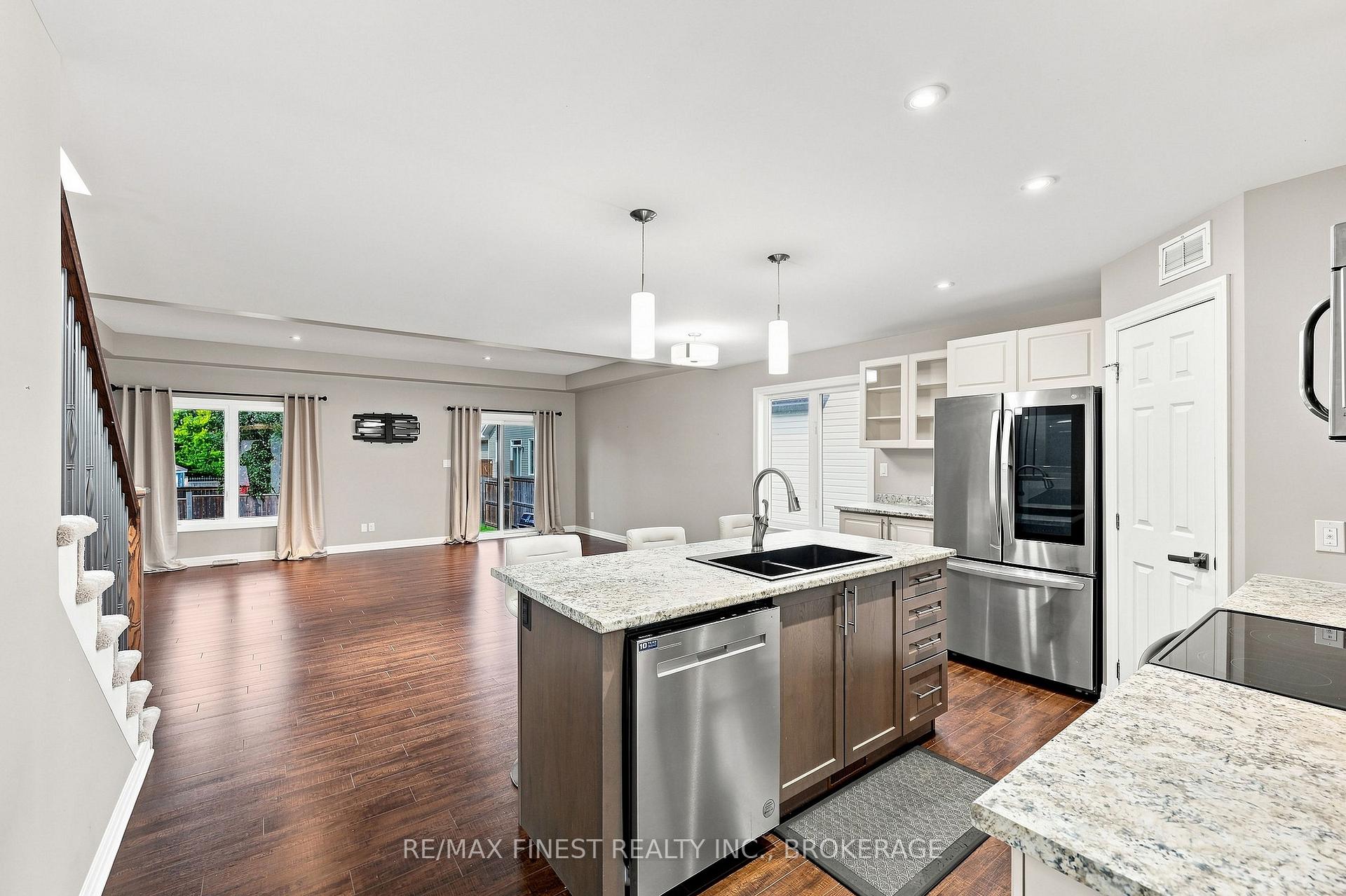 Photo 17 of 1660 Crimson Crescent, Kingston, City Northwest — HOMEH