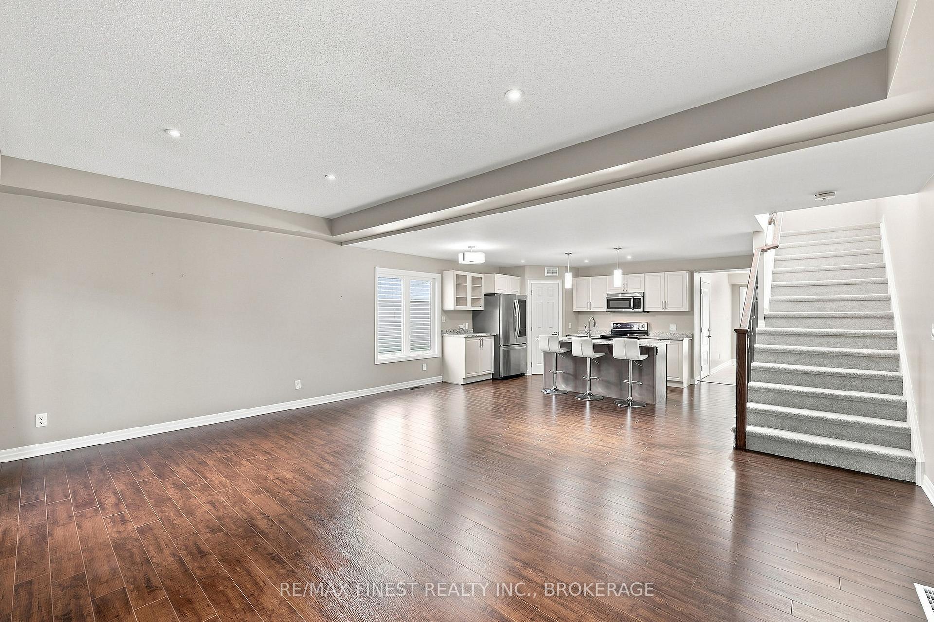 Photo 26 of 1660 Crimson Crescent, Kingston, City Northwest — HOMEH
