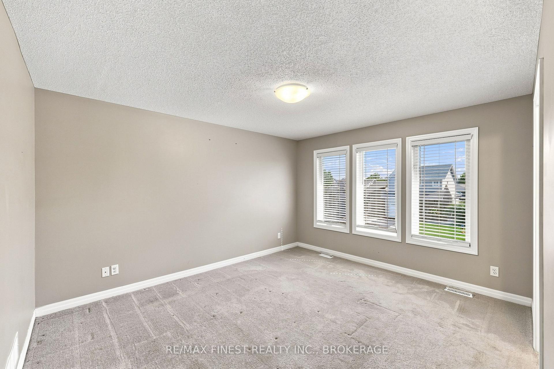 Photo 31 of 1660 Crimson Crescent, Kingston, City Northwest — HOMEH