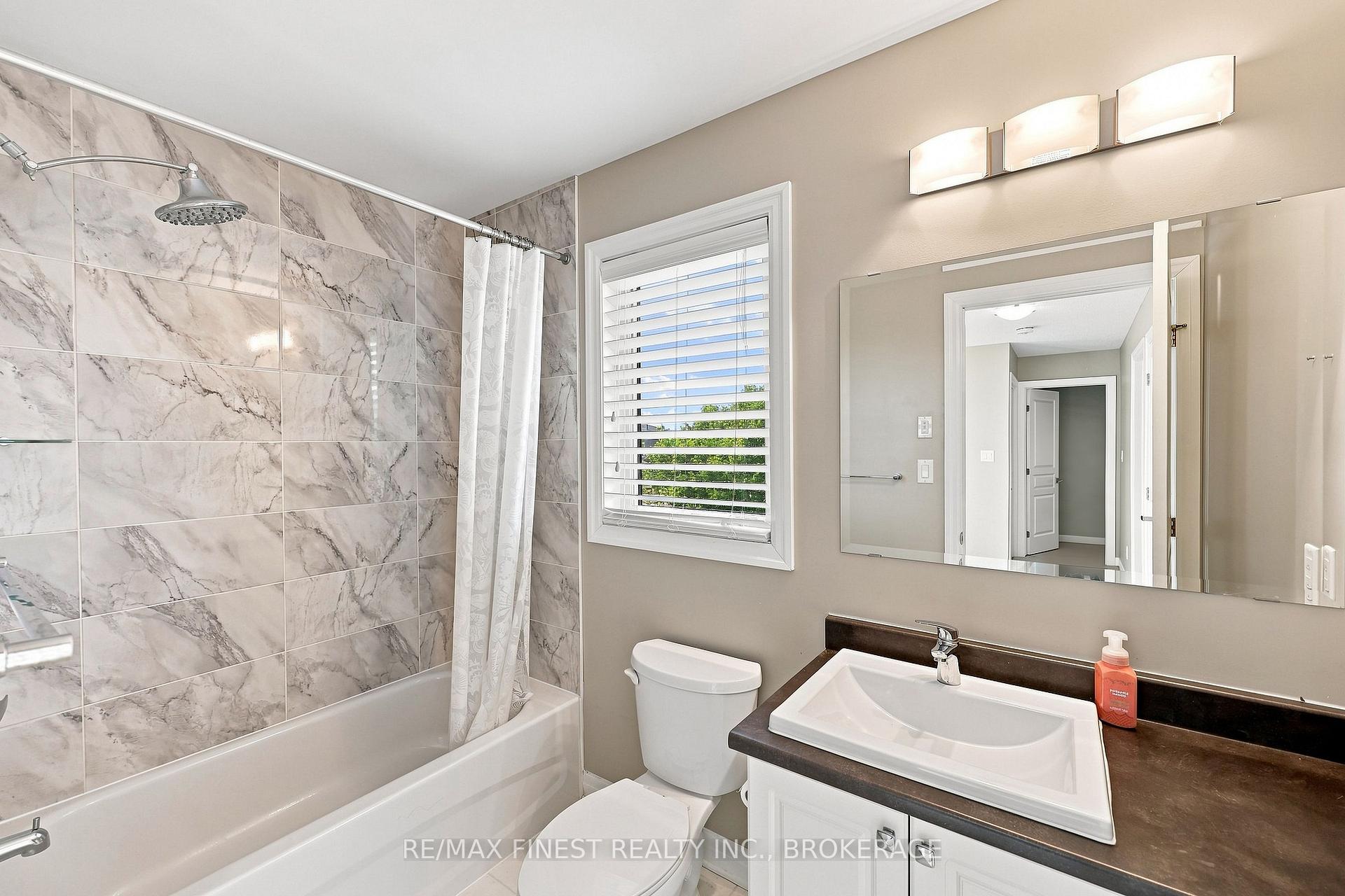 Photo 41 of 1660 Crimson Crescent, Kingston, City Northwest — HOMEH