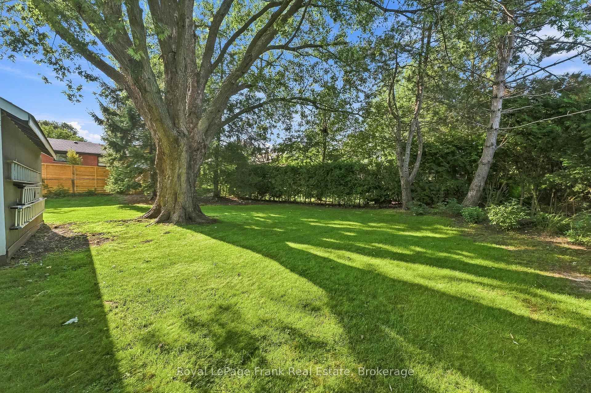 Photo 48 of 559 Alma Street, Scugog, Port Perry — HOMEH